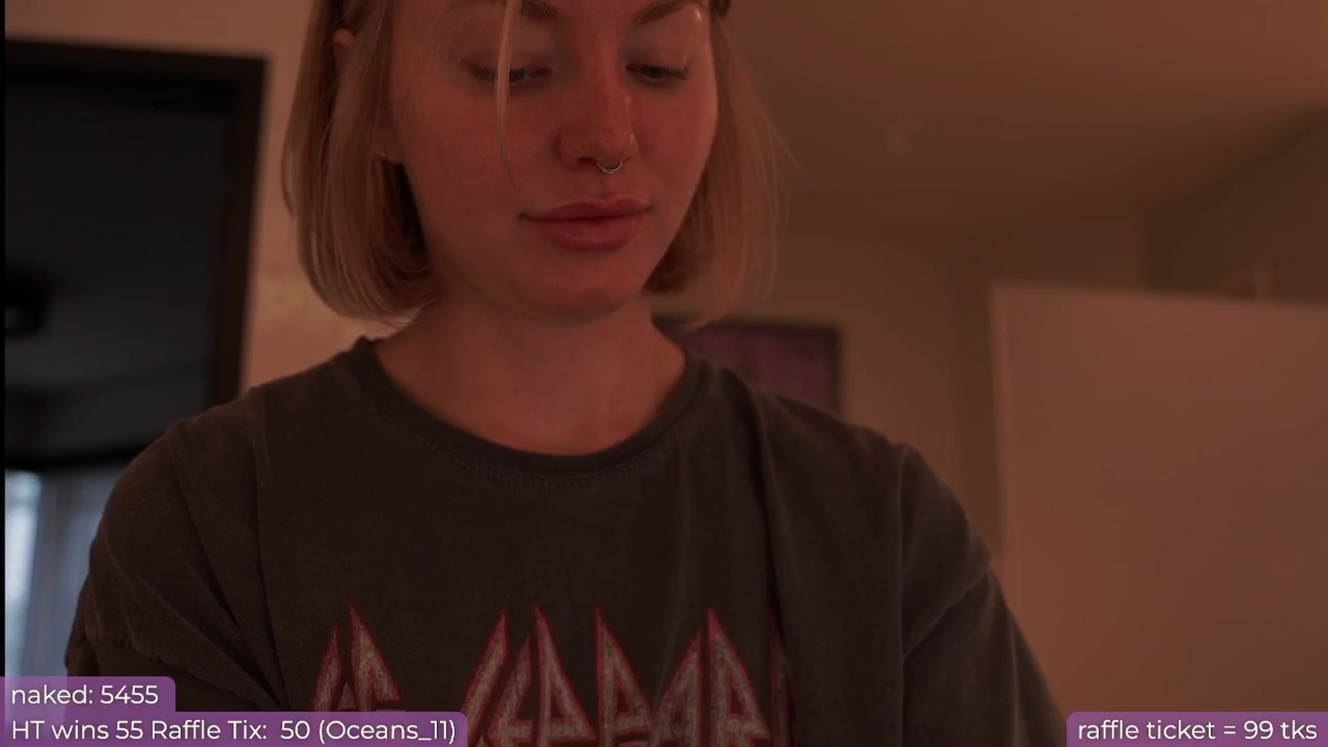 Gallery image thumbnail from Paige's myfreecams stream on, 08/23/2024, 24:02 image 3 of 20