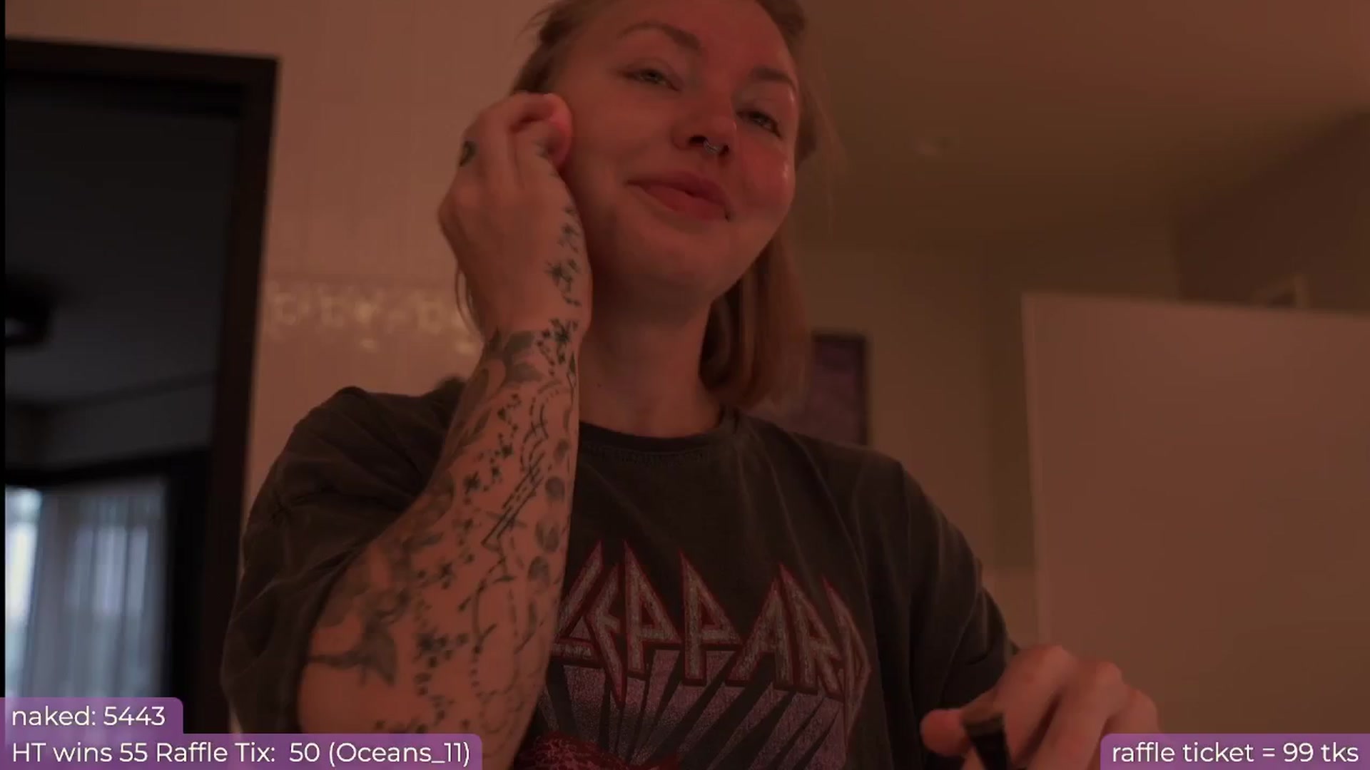 Gallery image thumbnail from Paige's myfreecams stream on, 08/23/2024, 24:02 image 6 of 20