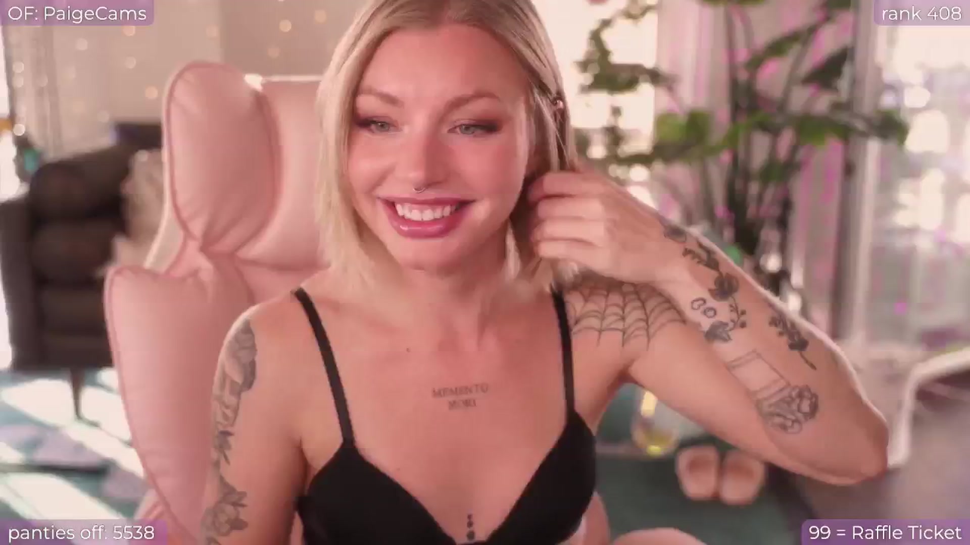 Gallery image thumbnail from Paige's myfreecams stream on, 09/13/2024, 24:08 image 11 of 20