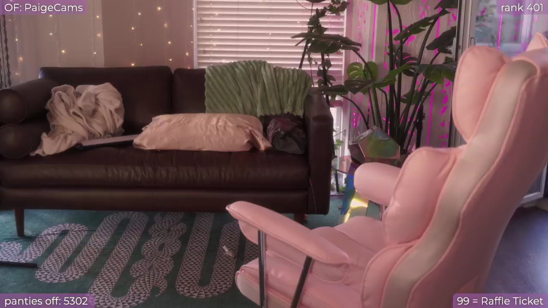 Gallery image thumbnail from Paige's myfreecams stream on, 09/13/2024, 24:08 image 13 of 20