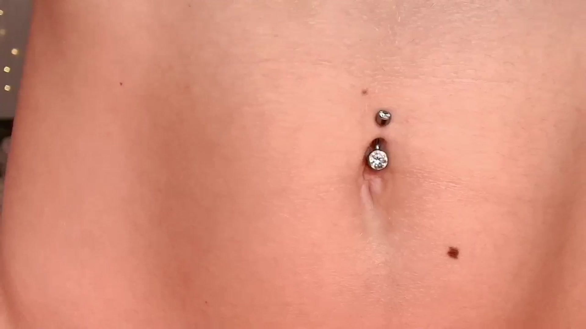 Gallery image thumbnail from Paige's myfreecams stream on, 09/30/2024, 01:39 image 18 of 20