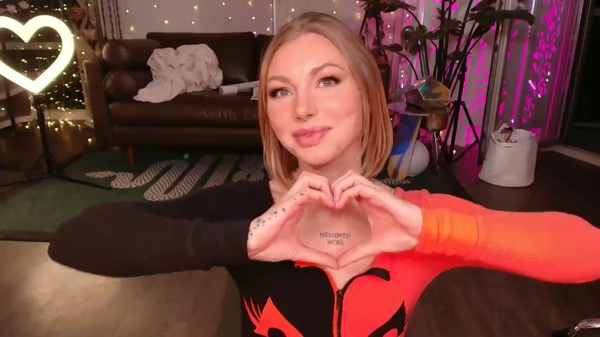 Gallery image thumbnail from Paige's myfreecams stream on, 10/02/2024, 01:47 image 16 of 20