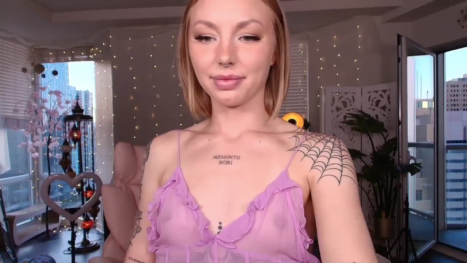 Gallery image thumbnail from Paige's myfreecams stream on, 10/06/2024, 01:43 image 13 of 20