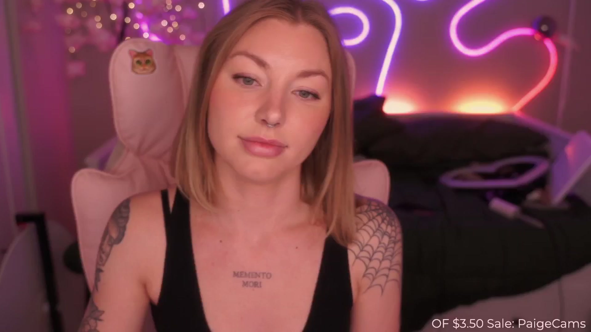 Gallery image thumbnail from Paige's myfreecams stream on, 03/15/2025, 03:23 image 19 of 20