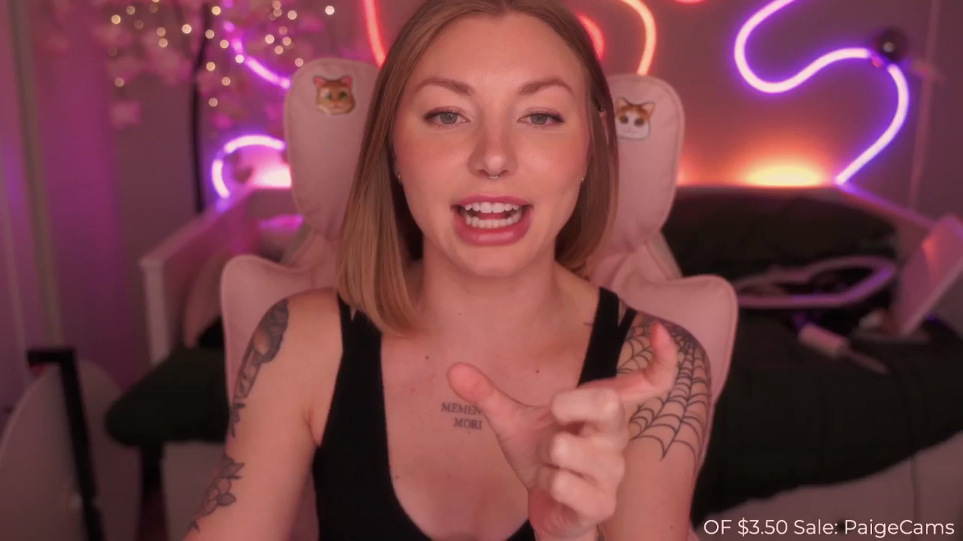 Gallery image thumbnail from Paige's myfreecams stream on, 03/15/2025, 03:23 image 9 of 20