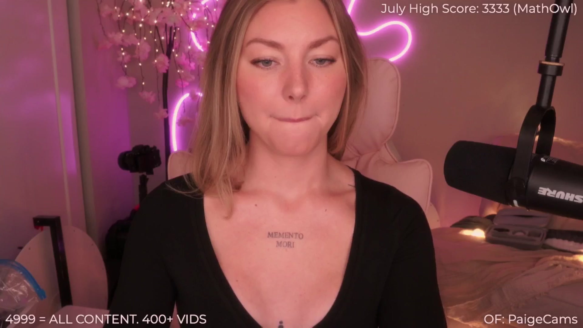 Gallery image thumbnail from Paige's myfreecams stream on, 07/19/2025, 23:28 image 6 of 20