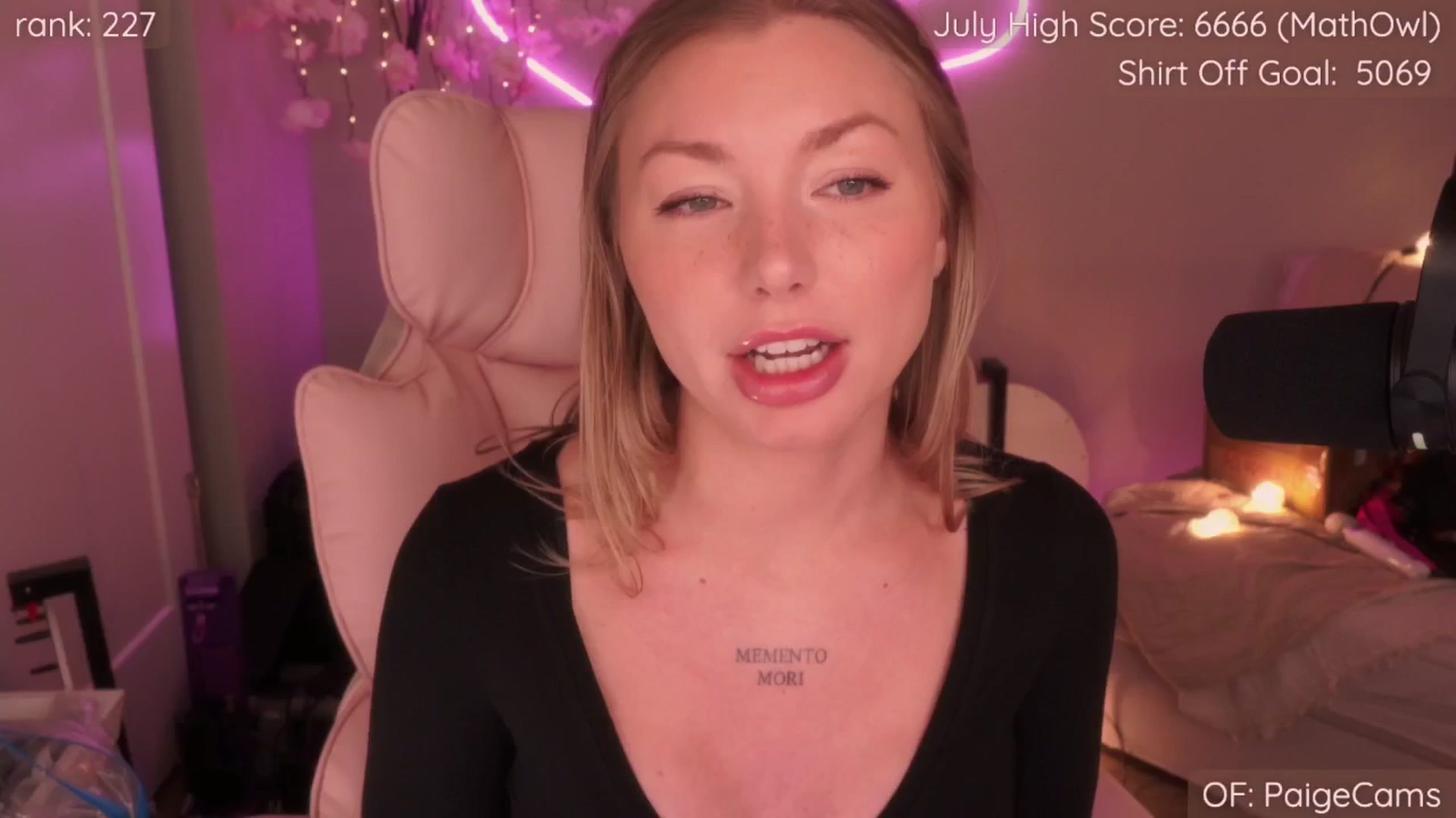 Gallery image thumbnail from Paige's myfreecams stream on, 07/27/2025, 22:01 image 6 of 20