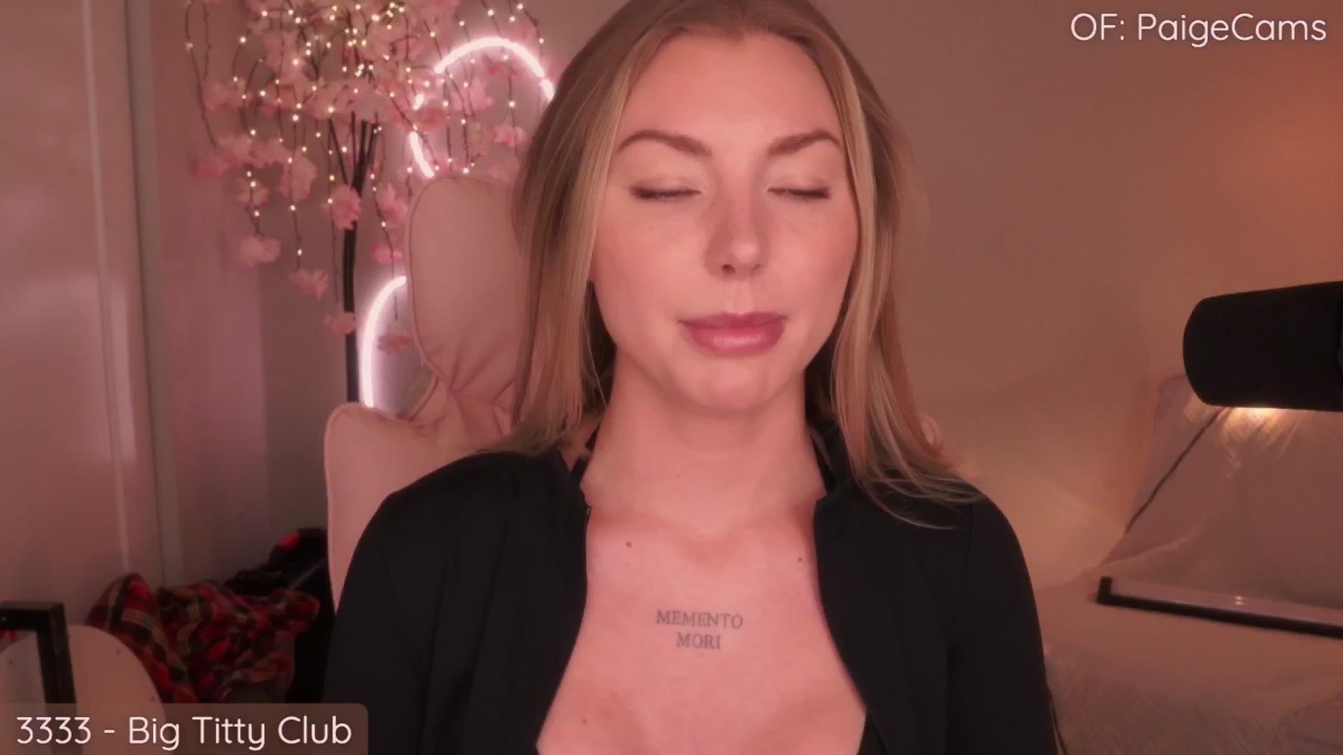 Gallery image thumbnail from Paige's myfreecams stream on, 07/31/2025, 24:00 image 10 of 20