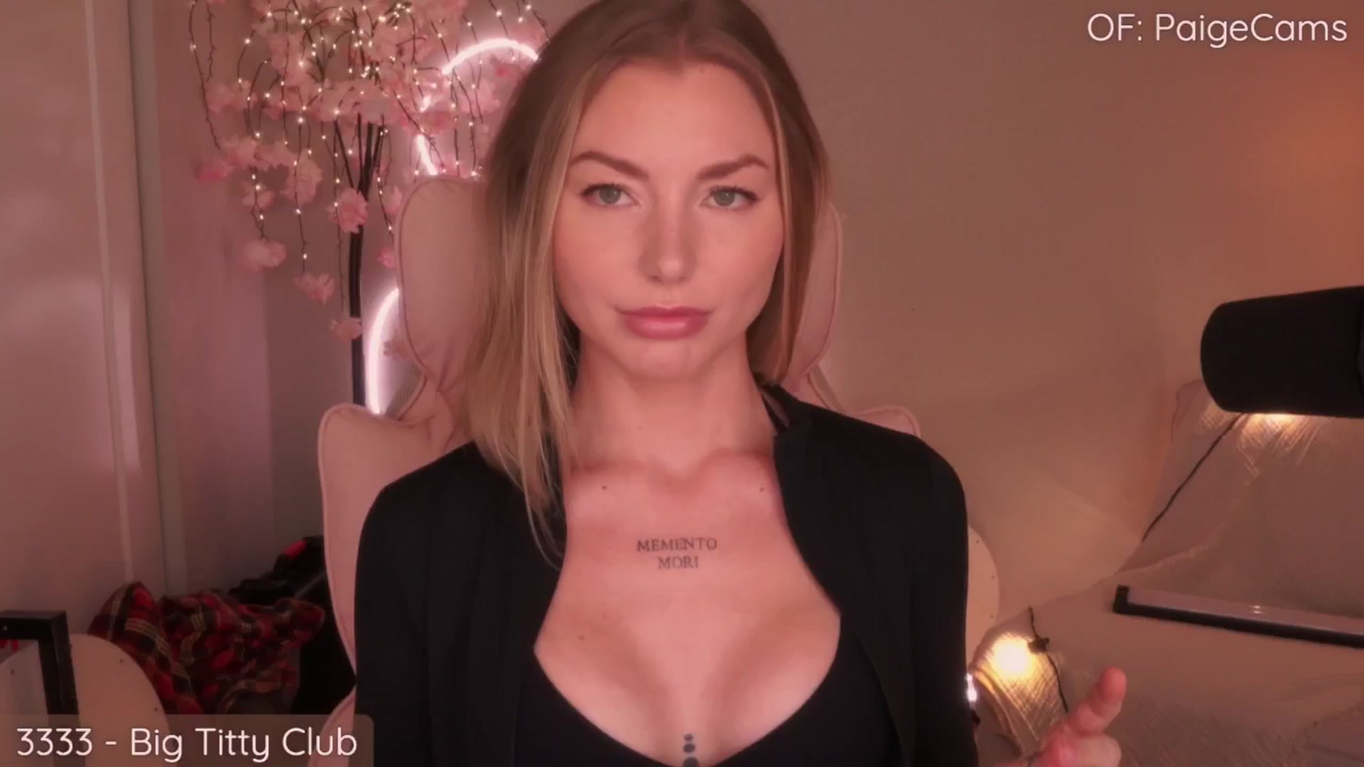 Gallery image thumbnail from Paige's myfreecams stream on, 07/31/2025, 24:00 image 8 of 20