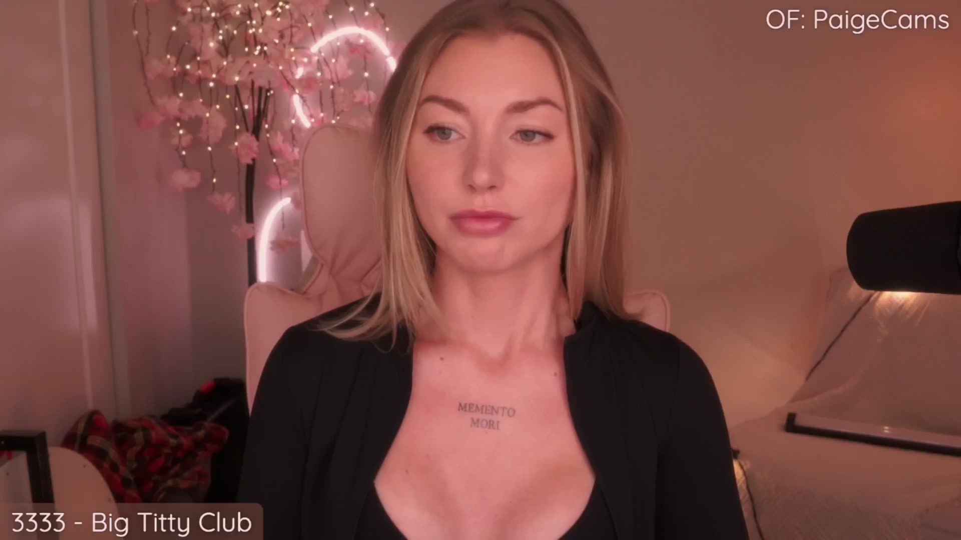 Gallery image thumbnail from Paige's myfreecams stream on, 07/31/2025, 24:00 image 9 of 20
