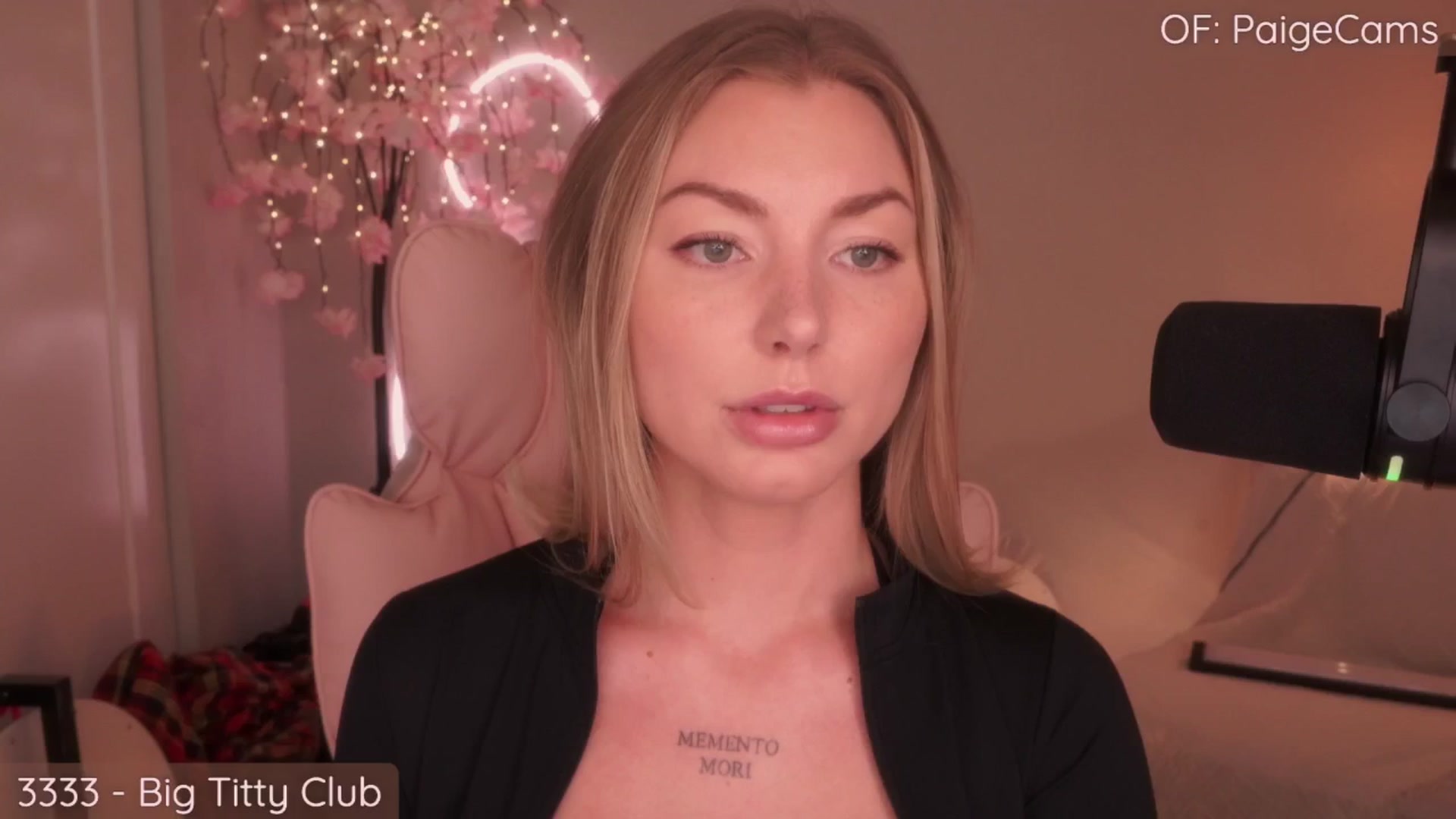 Gallery image thumbnail from Paige's myfreecams stream on, 07/31/2025, 24:00 image 5 of 20