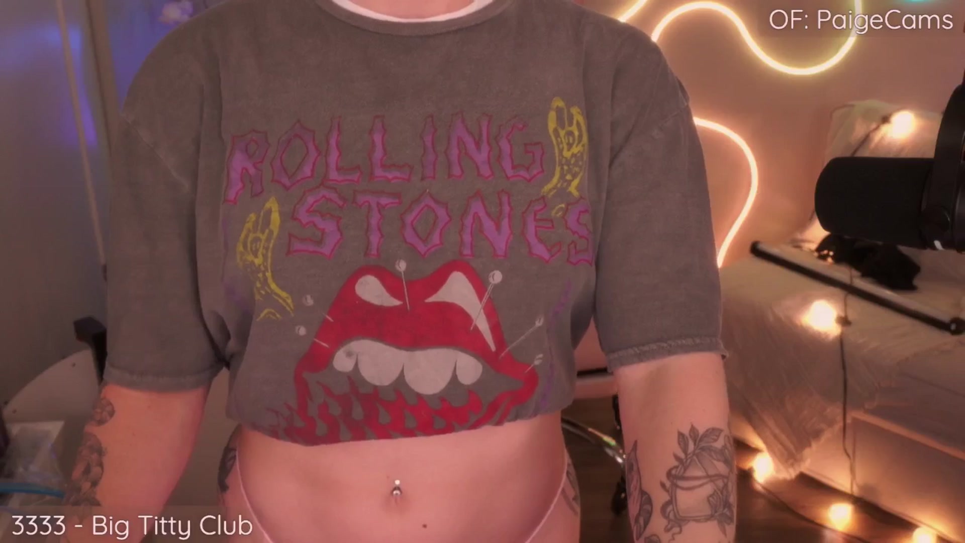 Gallery image thumbnail from Paige's myfreecams stream on, 08/01/2025, 24:33 image 20 of 20