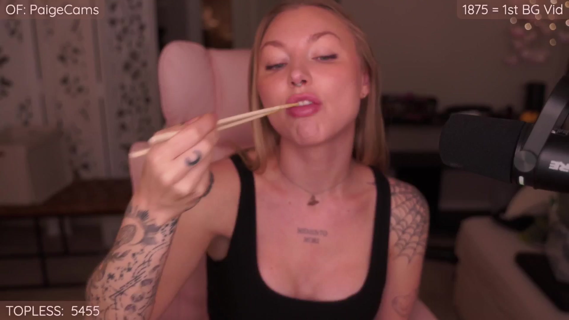 Gallery image thumbnail from Paige's myfreecams stream on, 11/07/2025, 02:43 image 5 of 20