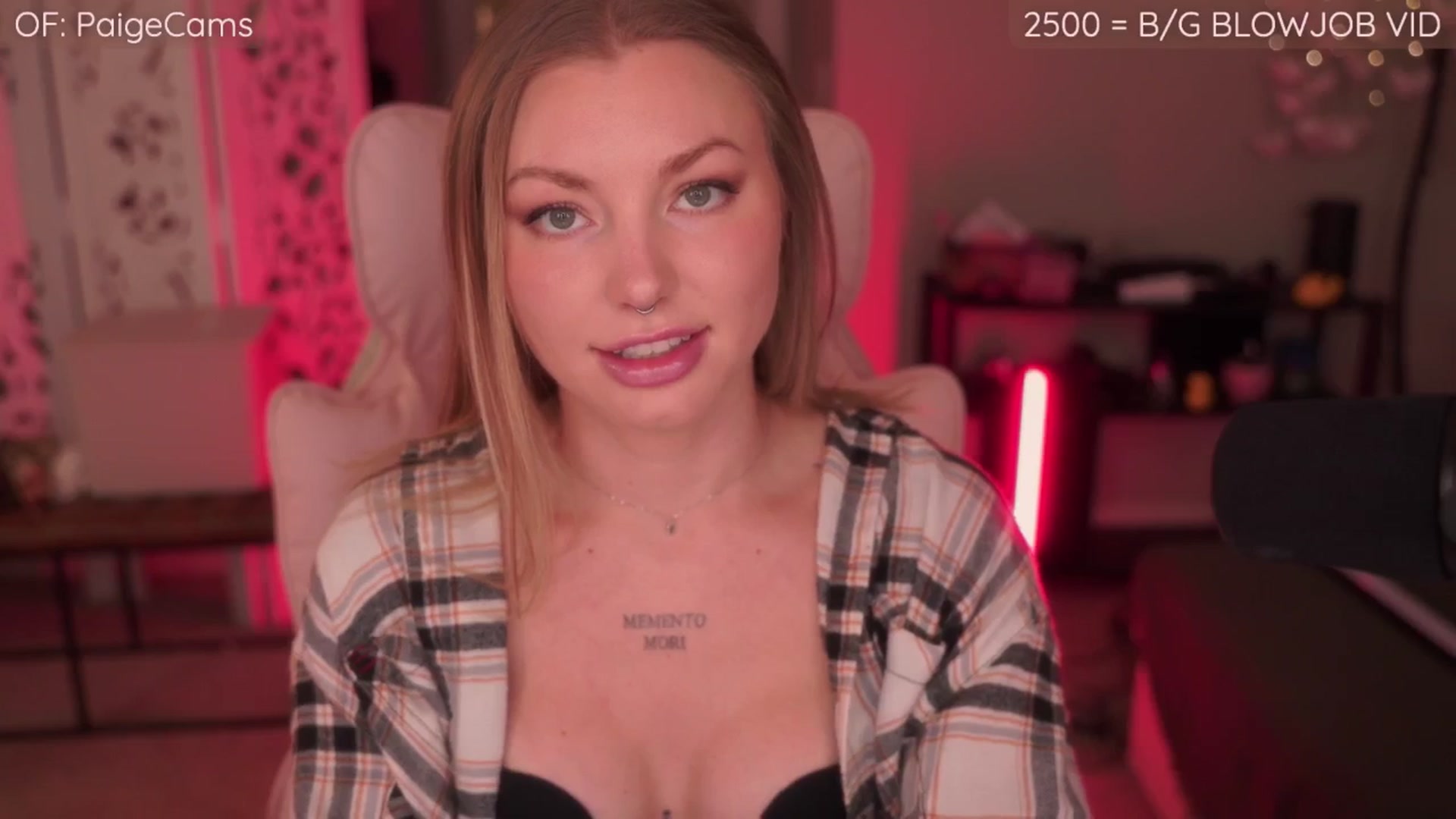 Gallery image thumbnail from Paige's myfreecams stream on, 11/19/2025, 03:33 image 3 of 20