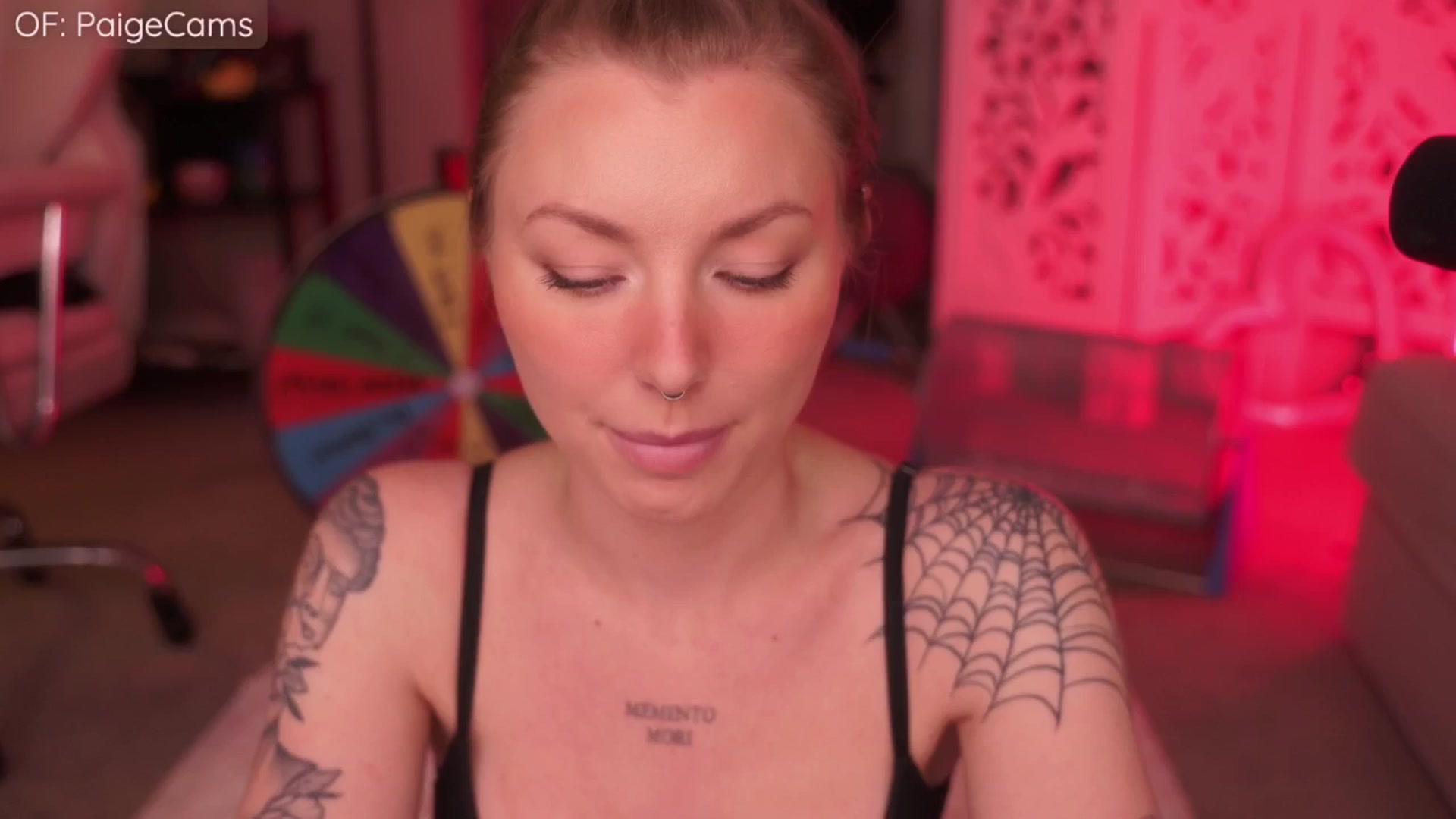 Gallery image thumbnail from Paige's myfreecams stream on, 01/10/2026, 03:56 image 18 of 20
