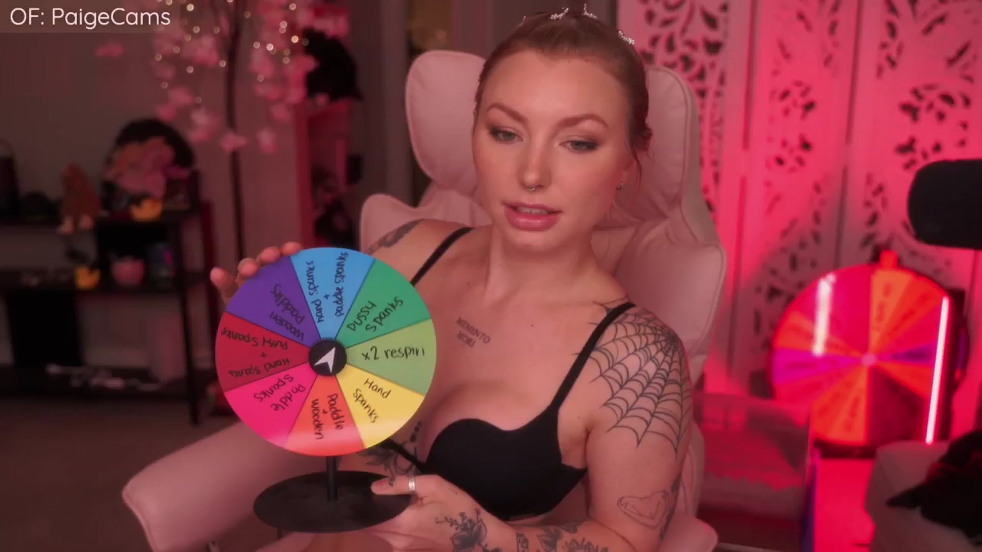 Gallery image thumbnail from Paige's myfreecams stream on, 01/31/2026, 05:43 image 10 of 20