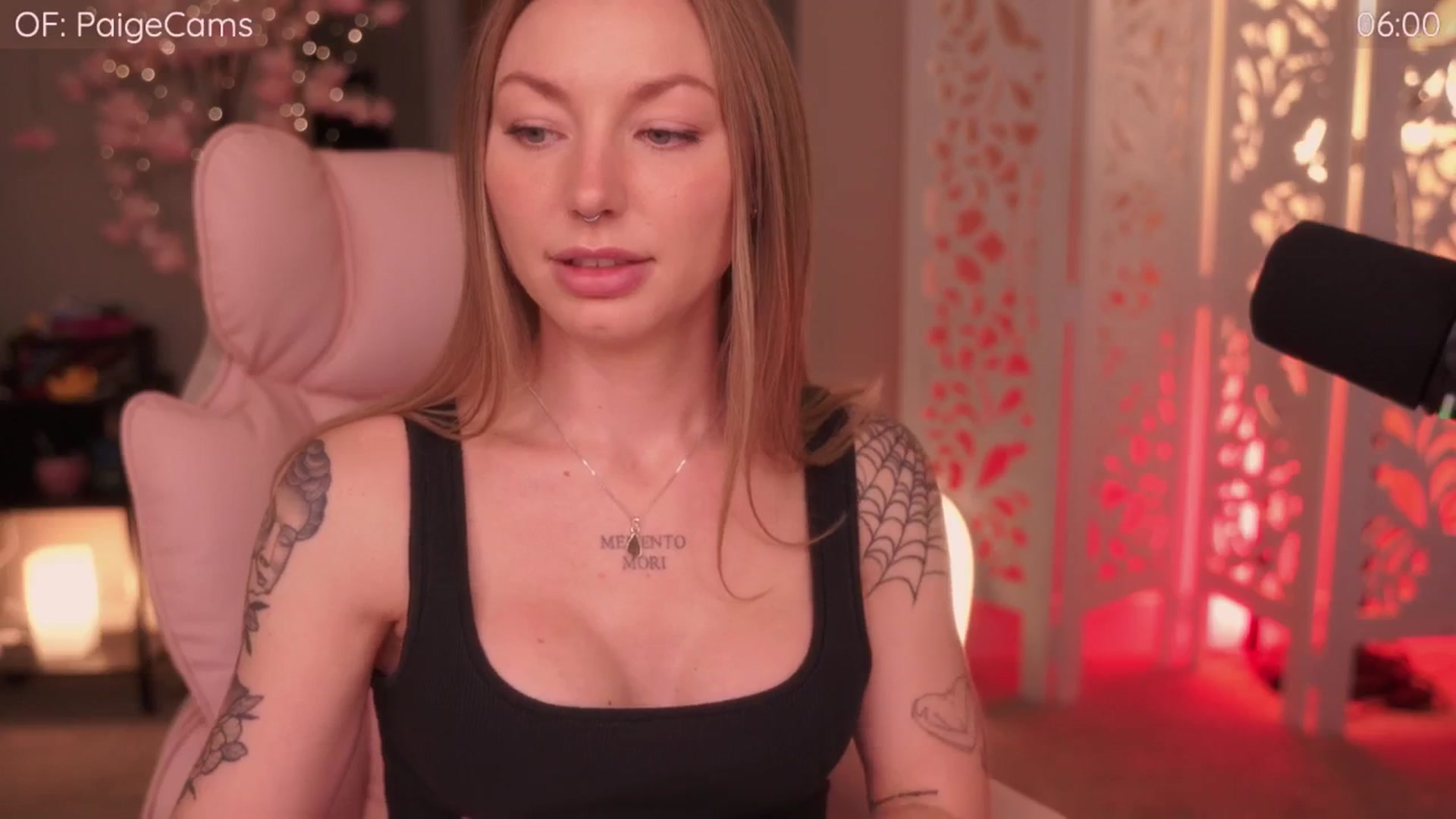 Gallery image thumbnail from Paige's myfreecams stream on, 04/14/2026, 01:58 image 4 of 20