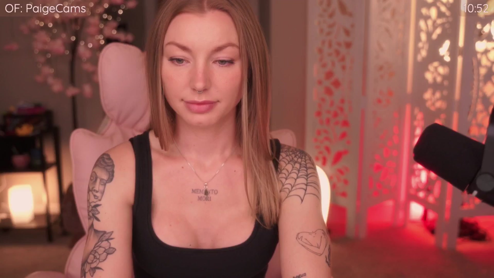 Gallery image thumbnail from Paige's myfreecams stream on, 04/14/2026, 01:58 image 1 of 20