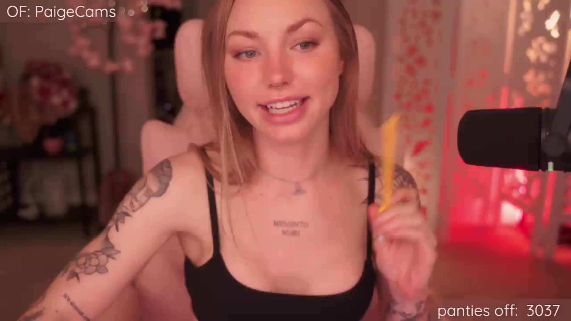 Gallery image thumbnail from Paige's myfreecams stream on, 05/28/2026, 05:22 image 6 of 20