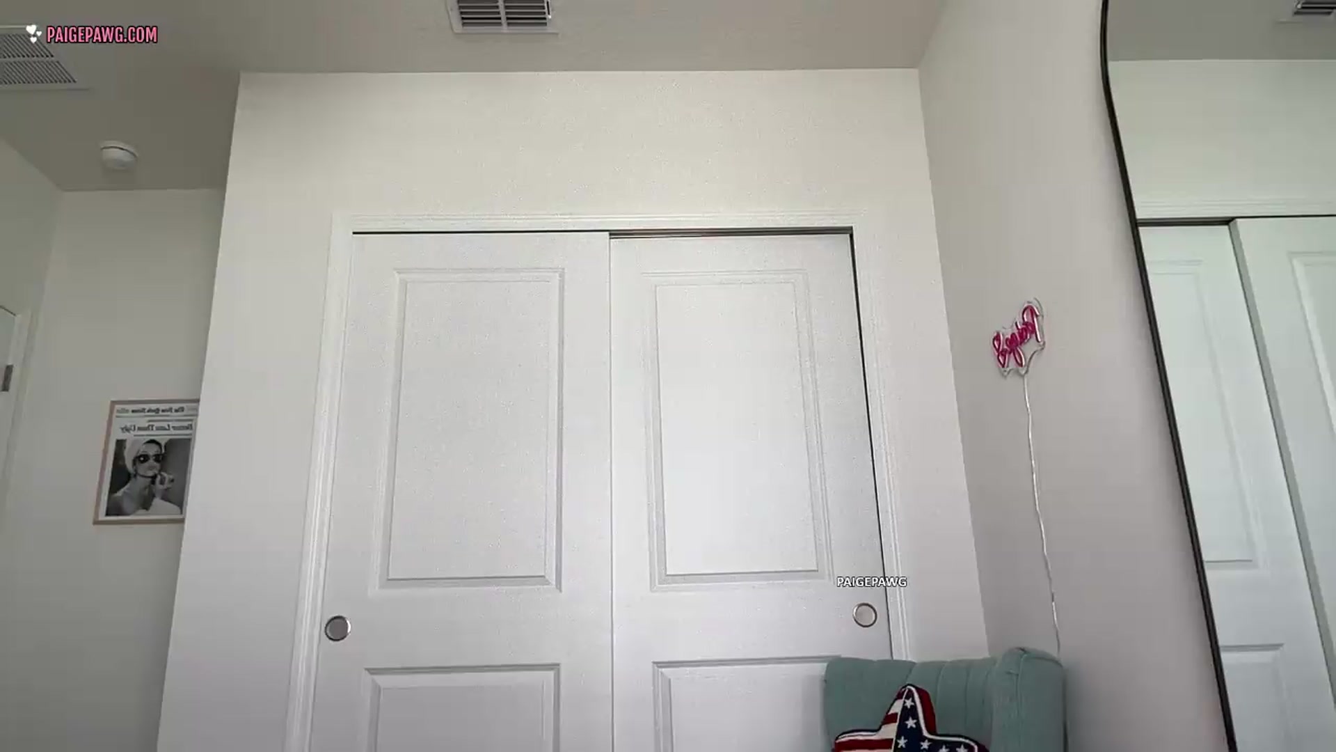 Gallery image thumbnail from PaigePawg's myfreecams stream on, 07/17/2026, 15:09 image 20 of 20