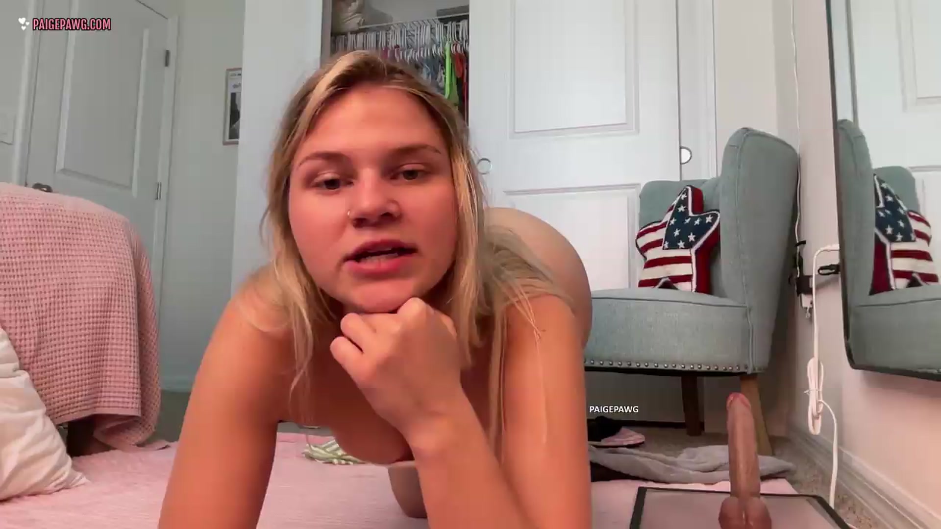 Gallery image thumbnail from PaigePawg's myfreecams stream on, 07/19/2026, 15:04 image 9 of 20