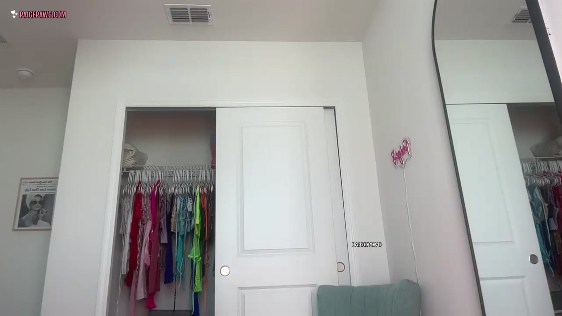Gallery image thumbnail from PaigePawg's myfreecams stream on, 07/22/2026, 14:54 image 20 of 20