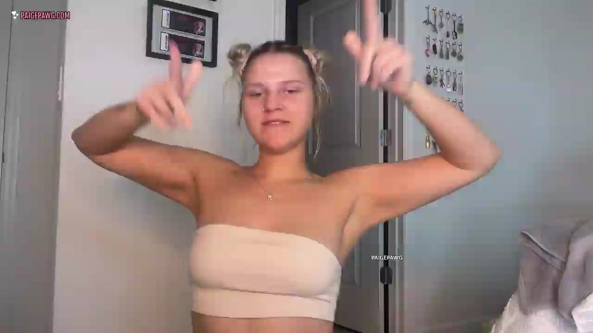 Gallery image thumbnail from PaigePawg's myfreecams stream on, 07/27/2026, 16:03 image 7 of 20