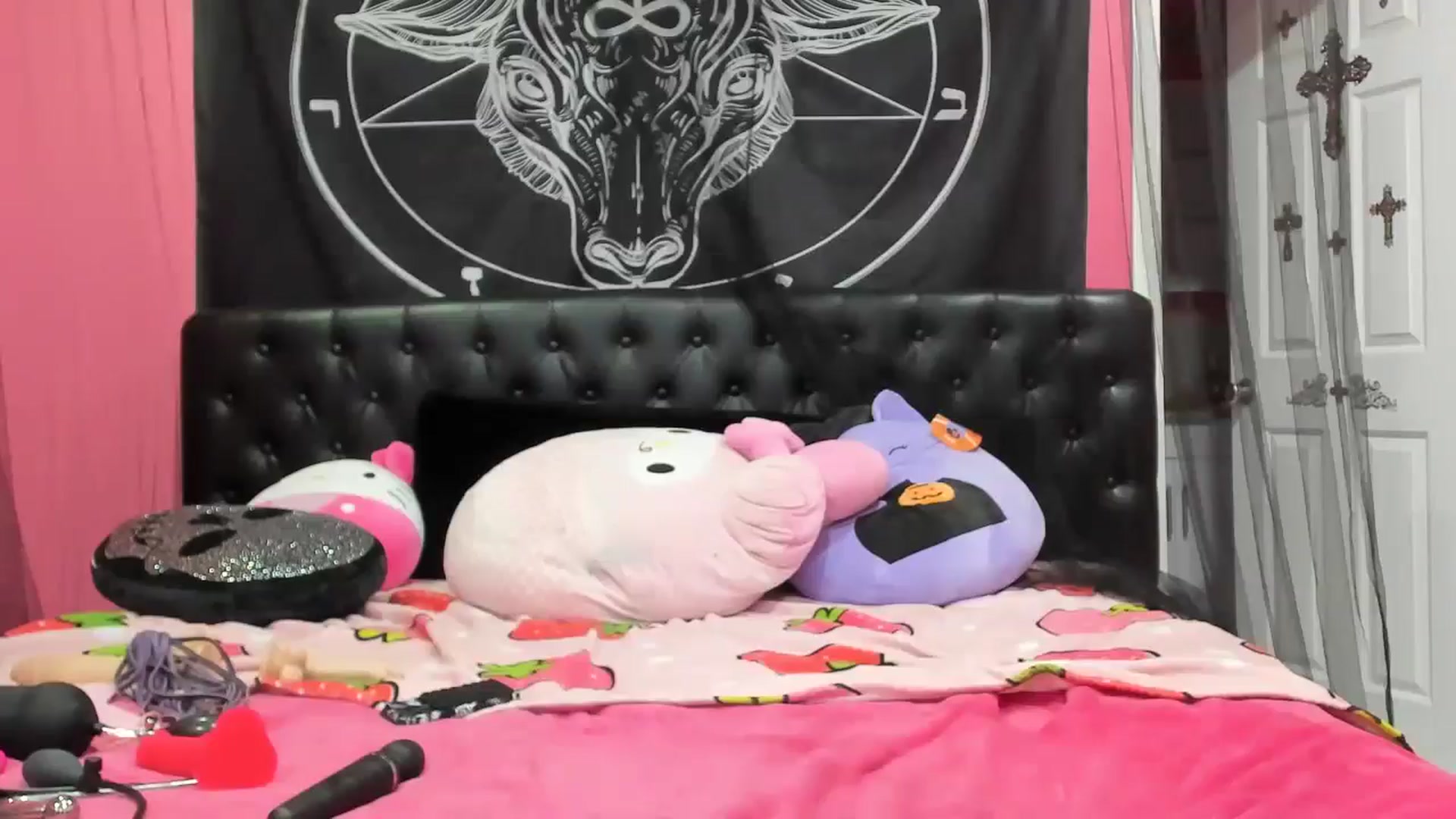 Gallery image thumbnail from Paige_Turner_'s myfreecams stream on, 07/23/2025, 21:34 image 7 of 20