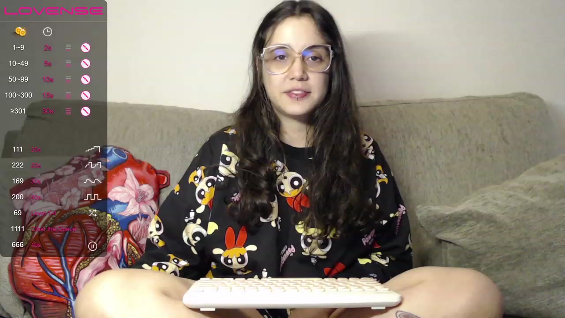 Gallery image thumbnail from Pain_reliever's myfreecams stream on, 11/17/2022, 07:44 image 15 of 20