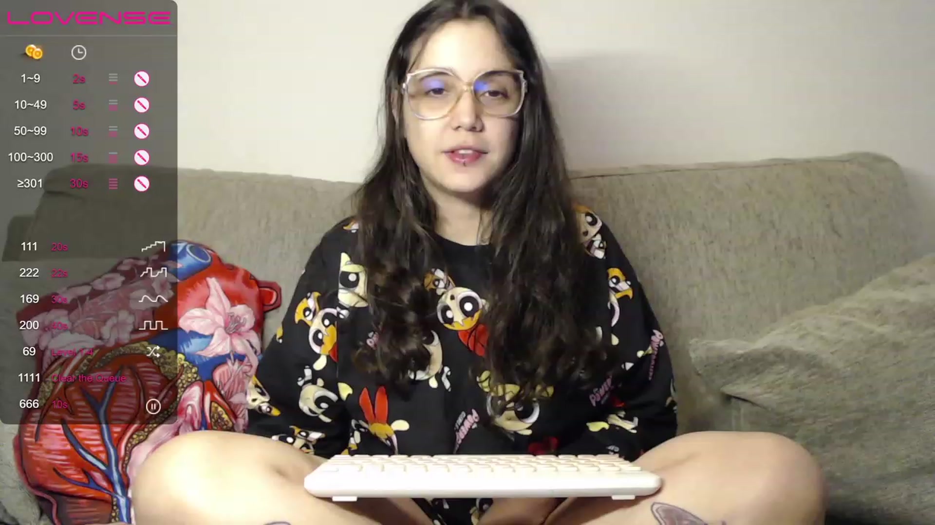 Gallery image thumbnail from Pain_reliever's myfreecams stream on, 11/17/2022, 07:44 image 14 of 20