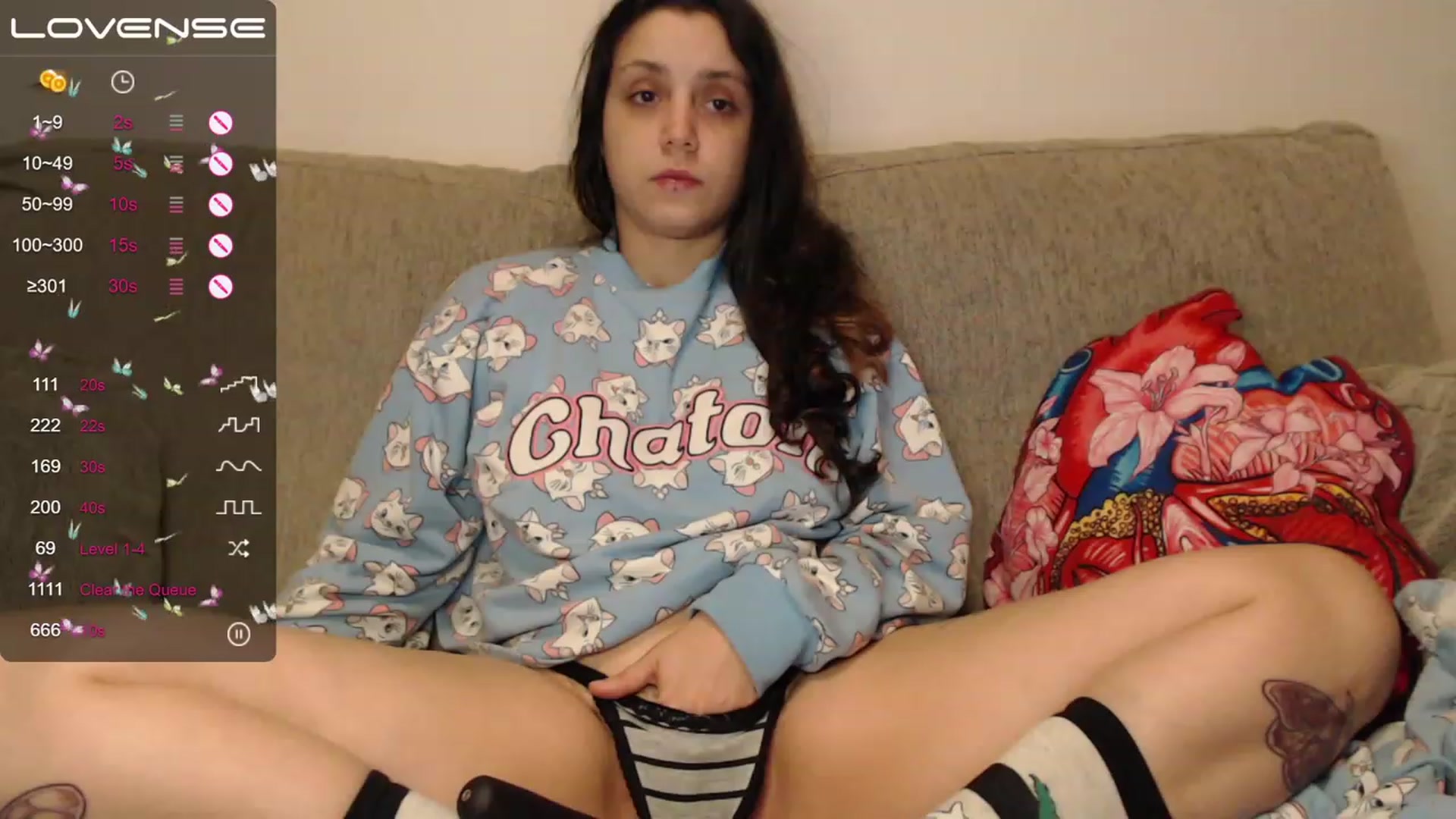 Gallery image thumbnail from Pain_reliever's myfreecams stream on, 11/23/2022, 06:53 image 18 of 20