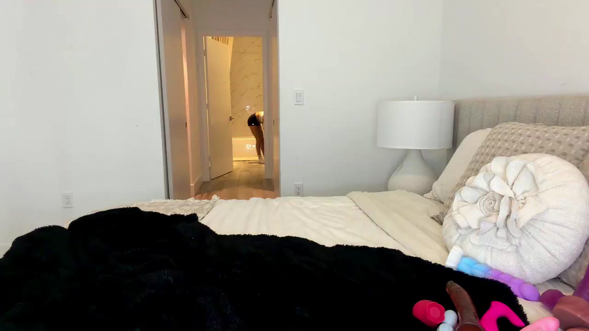 Gallery image thumbnail from Paisleyrose55's myfreecams stream on, 09/09/2026, 01:54 image 4 of 20