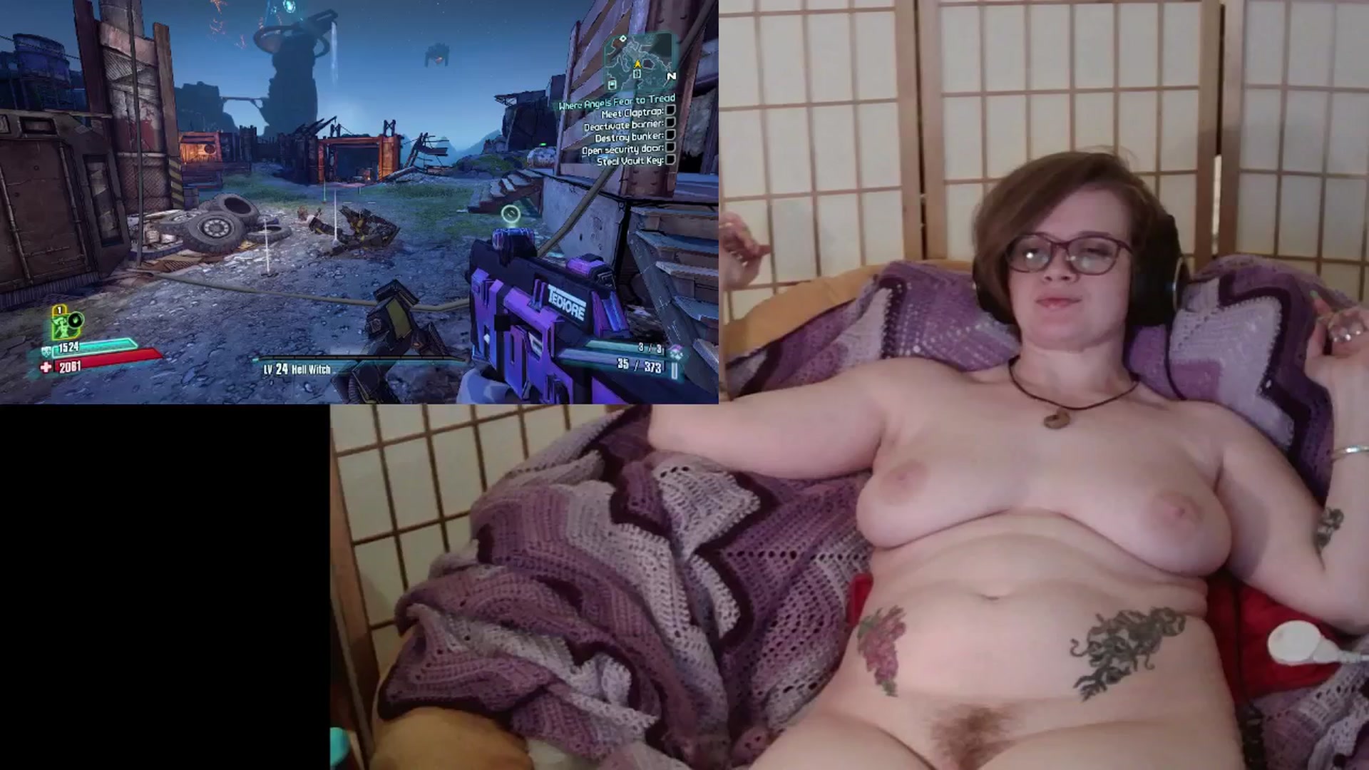 Gallery image thumbnail from Pajamajamlive's myfreecams stream on, 05/04/2025, 12:00 image 3 of 20