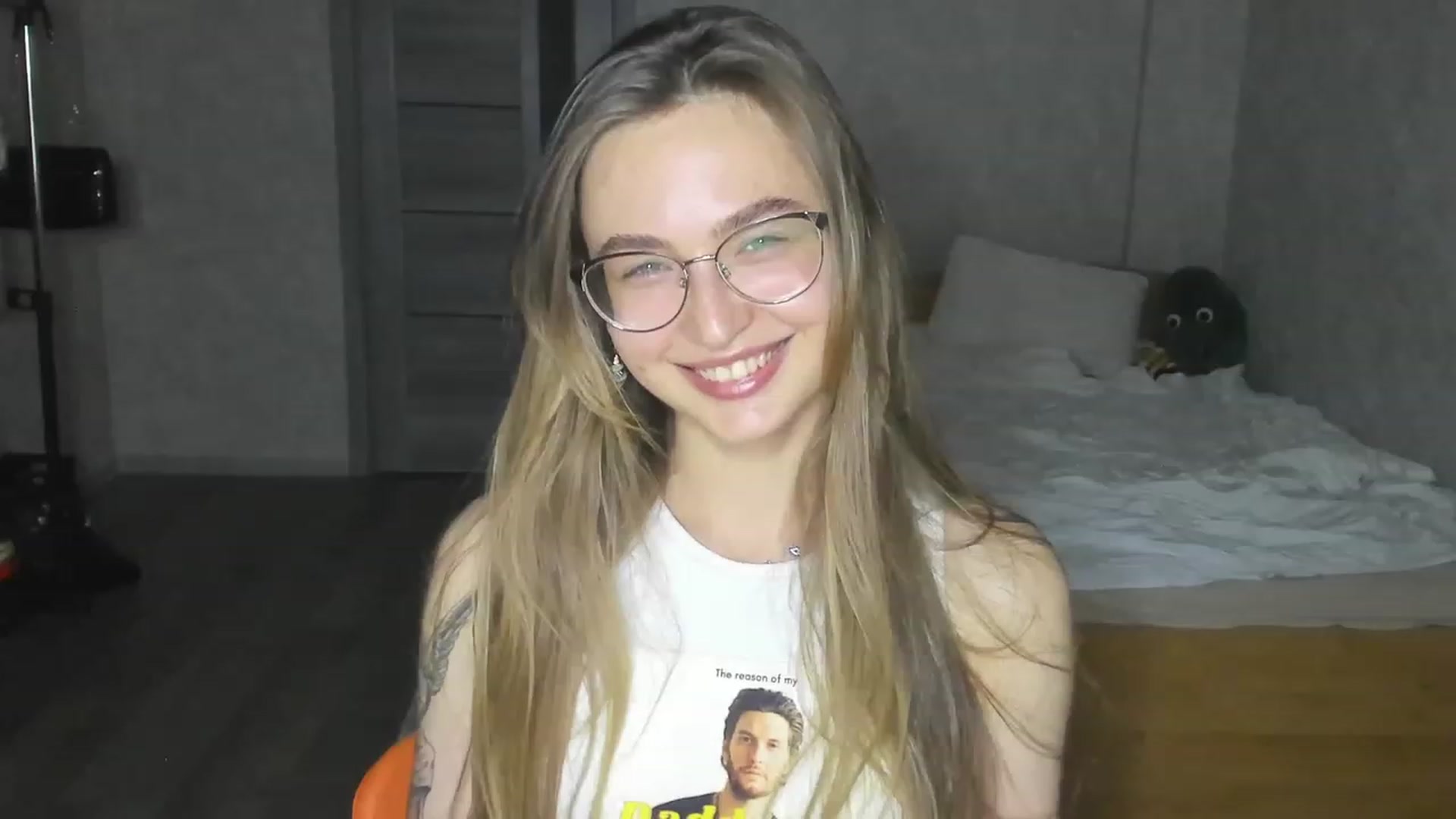 Gallery image thumbnail from Pale_Mara's myfreecams stream on, 06/10/2023, 21:14 image 6 of 20