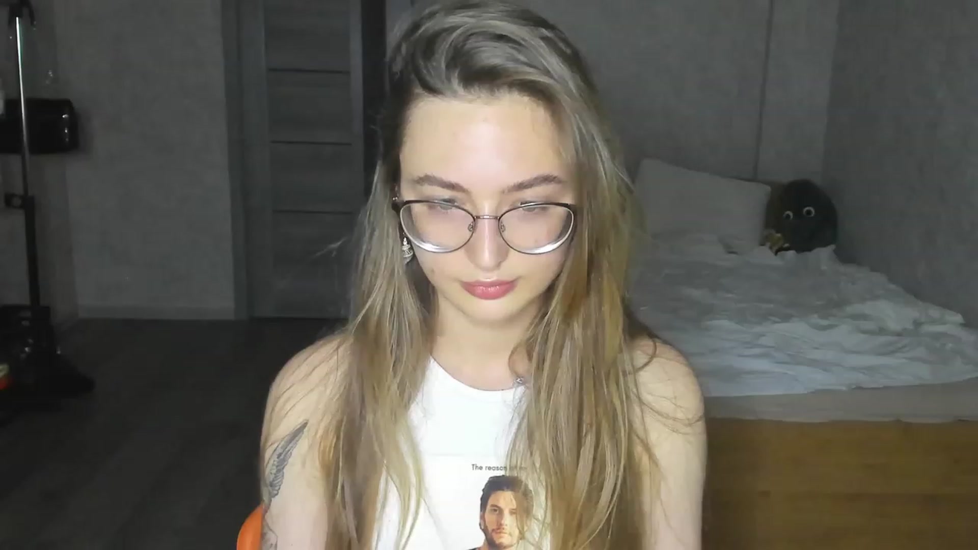 Gallery image thumbnail from Pale_Mara's myfreecams stream on, 06/10/2023, 21:14 image 19 of 20