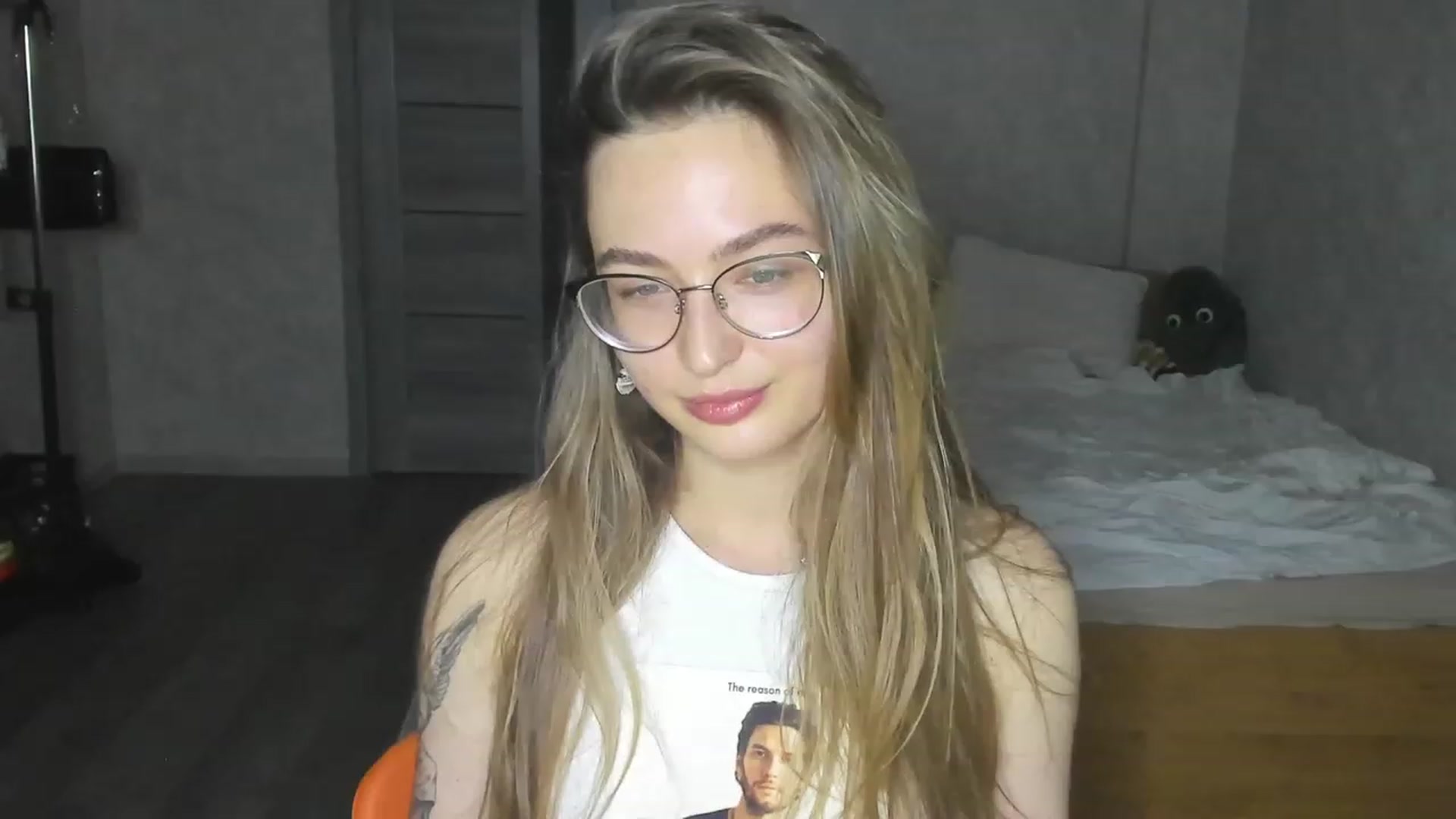 Gallery image thumbnail from Pale_Mara's myfreecams stream on, 06/10/2023, 21:14 image 11 of 20