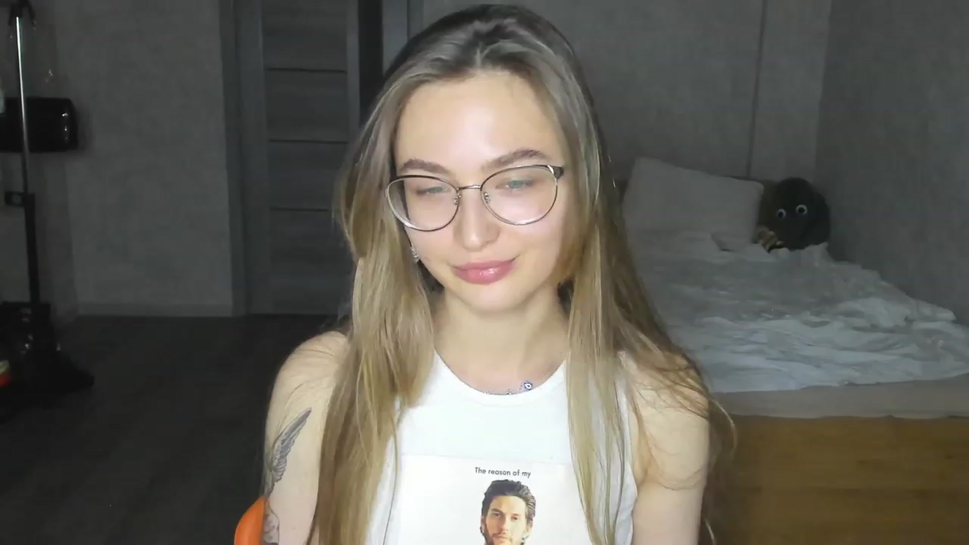 Gallery image thumbnail from Pale_Mara's myfreecams stream on, 06/10/2023, 21:14 image 4 of 20