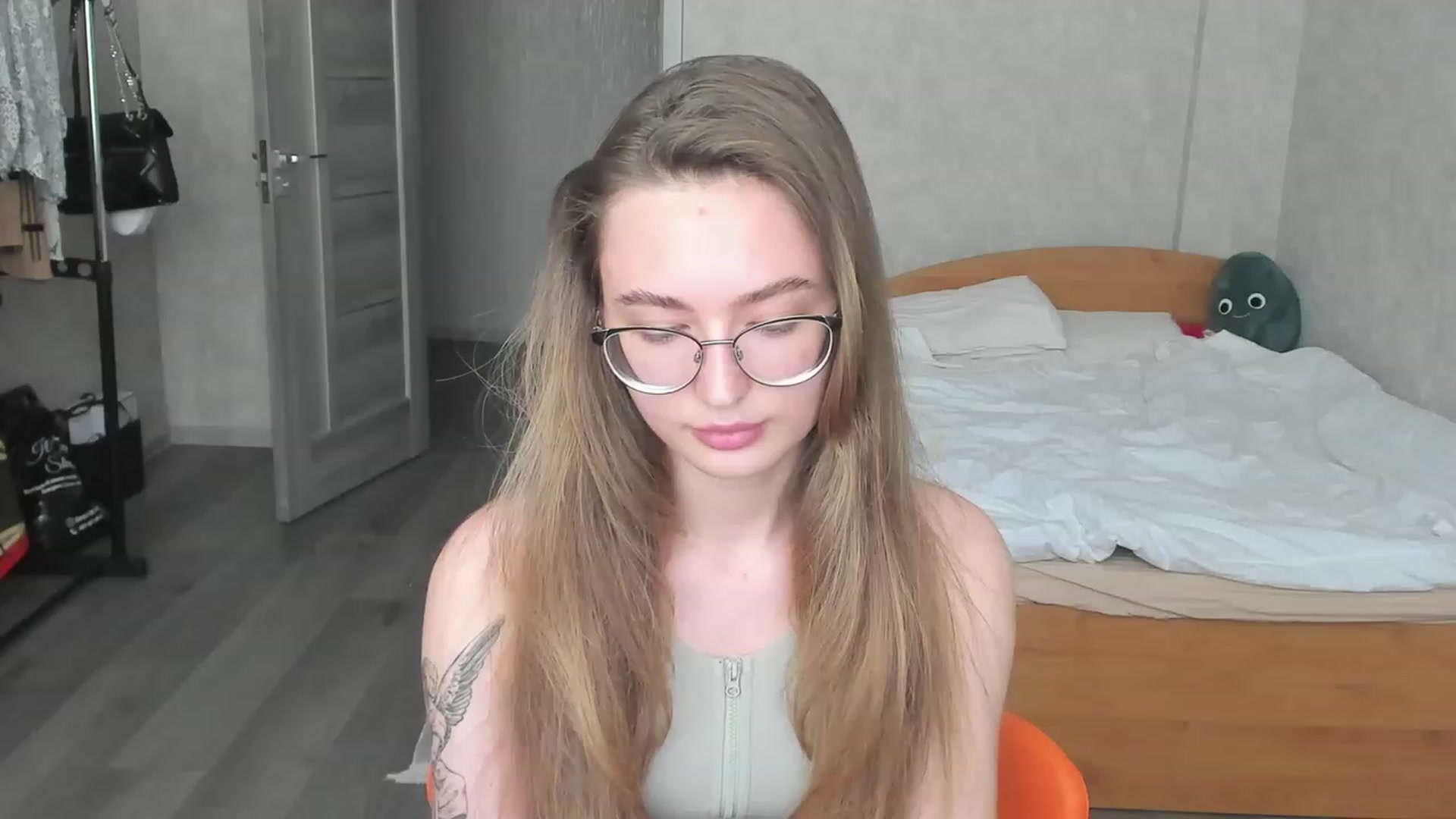 Gallery image thumbnail from Pale_Mara's myfreecams stream on, 06/13/2023, 12:04 image 11 of 20
