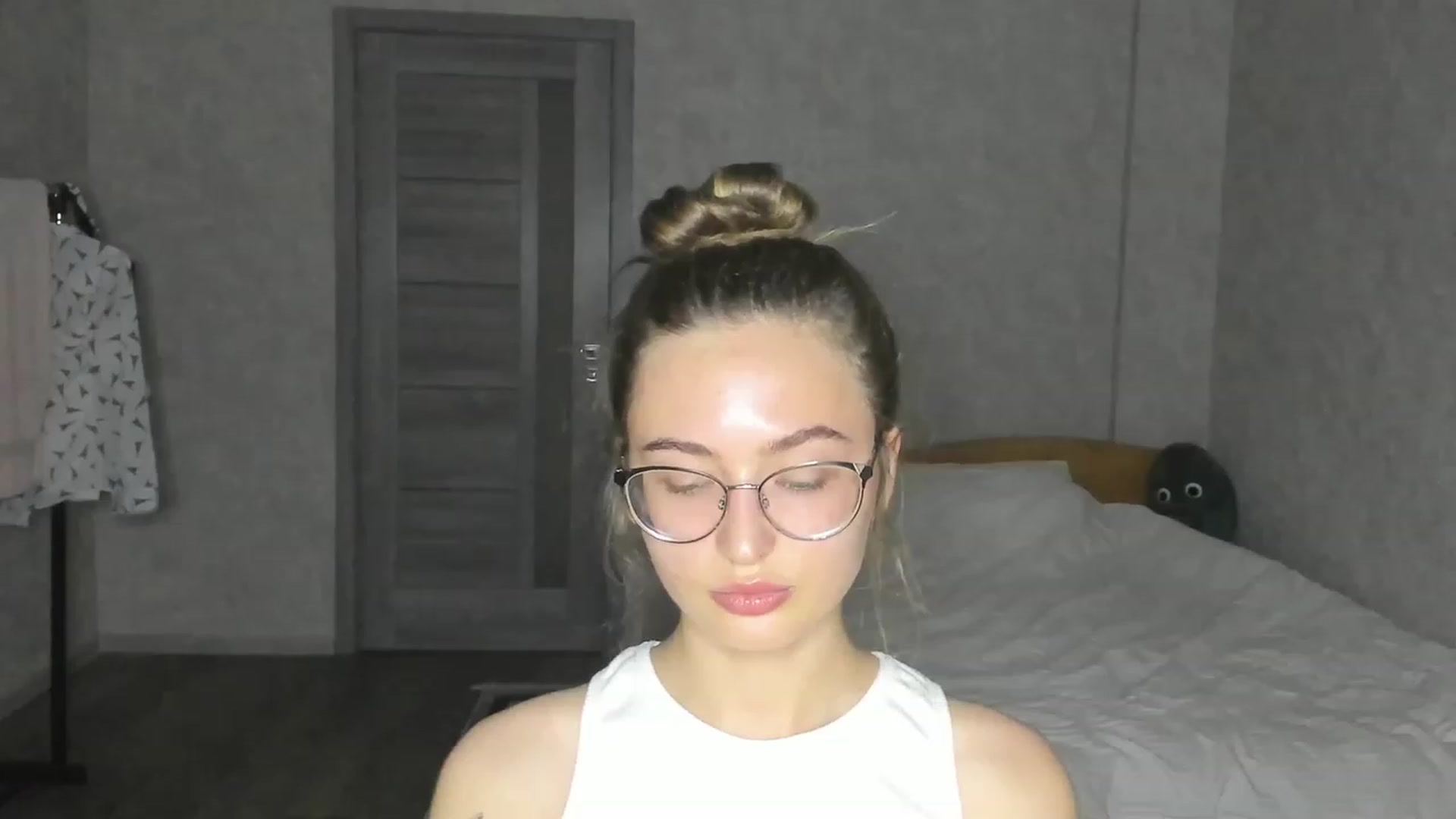 Gallery image thumbnail from Pale_Mara's myfreecams stream on, 06/16/2023, 19:33 image 15 of 20