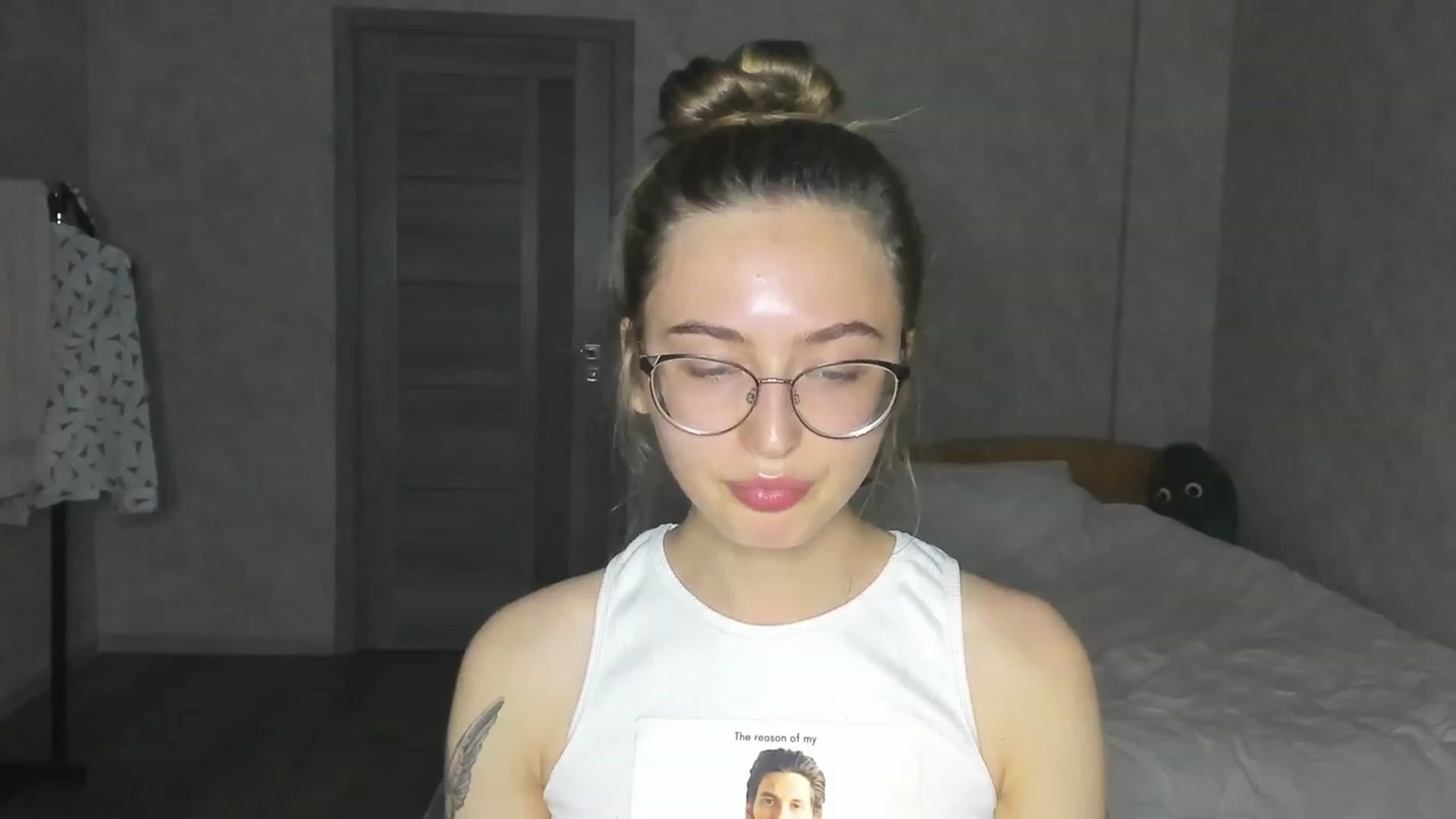 Gallery image thumbnail from Pale_Mara's myfreecams stream on, 06/16/2023, 19:33 image 17 of 20
