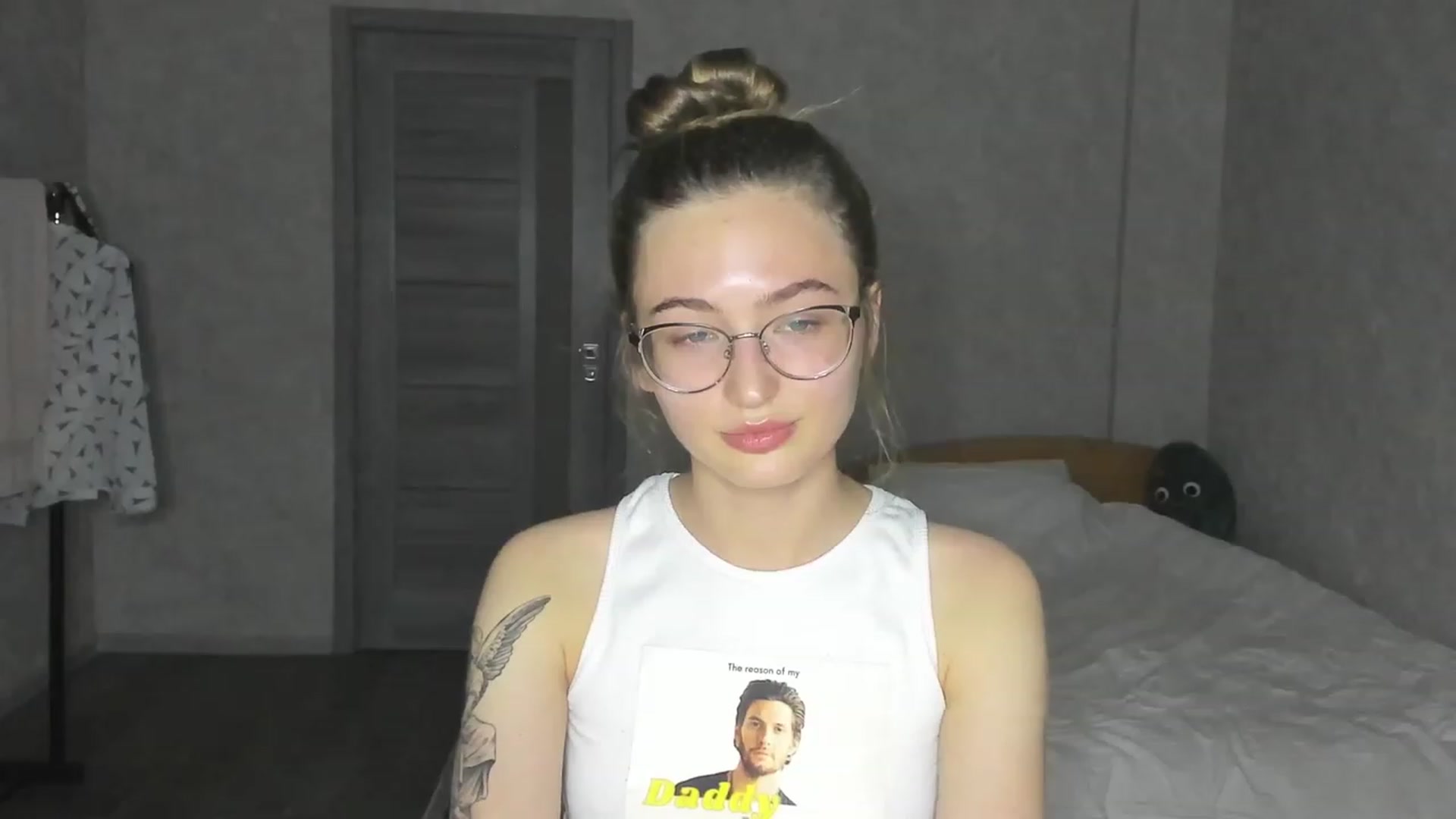 Gallery image thumbnail from Pale_Mara's myfreecams stream on, 06/16/2023, 19:33 image 2 of 20
