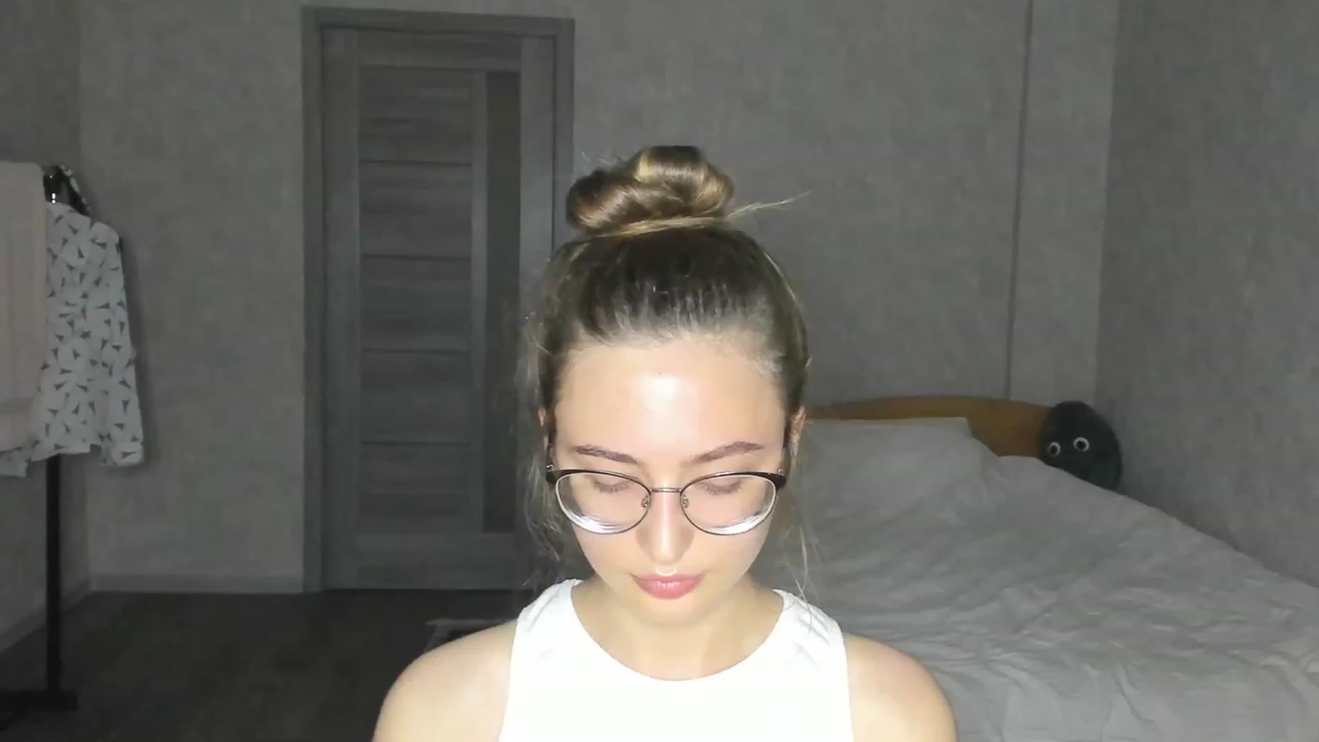 Gallery image thumbnail from Pale_Mara's myfreecams stream on, 06/16/2023, 19:33 image 13 of 20