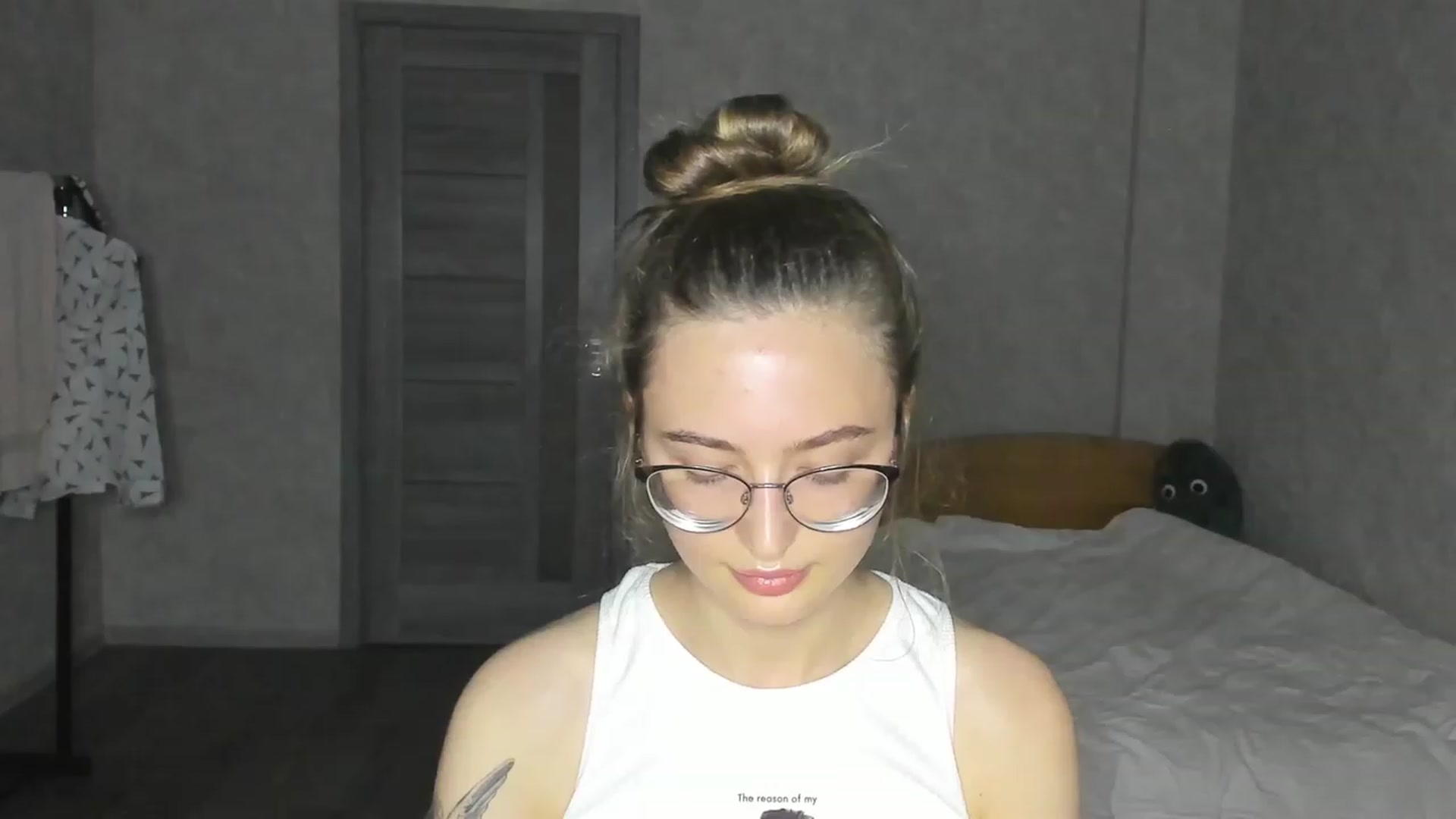 Gallery image thumbnail from Pale_Mara's myfreecams stream on, 06/16/2023, 20:32 image 6 of 20