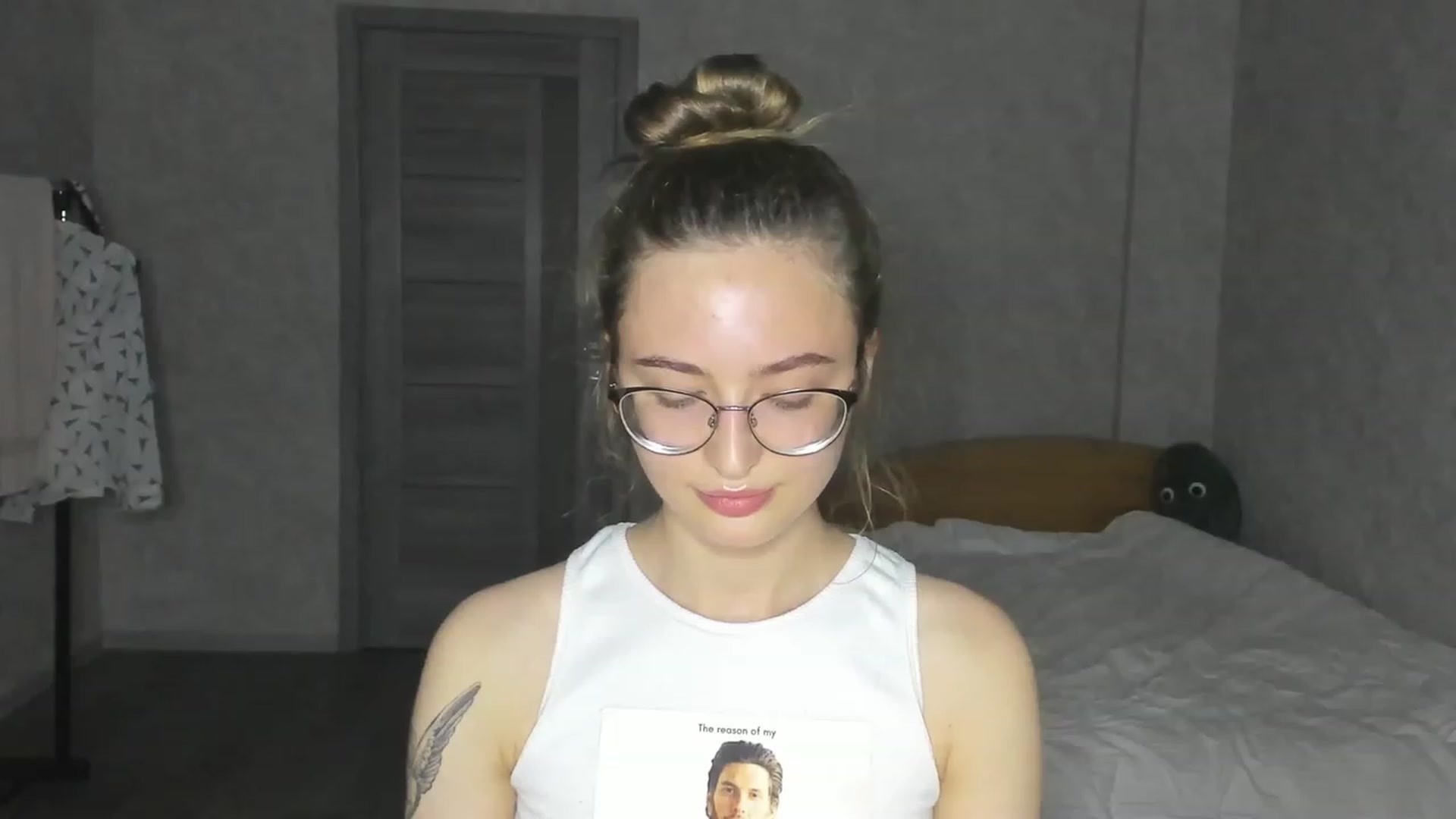 Gallery image thumbnail from Pale_Mara's myfreecams stream on, 06/16/2023, 20:32 image 2 of 20