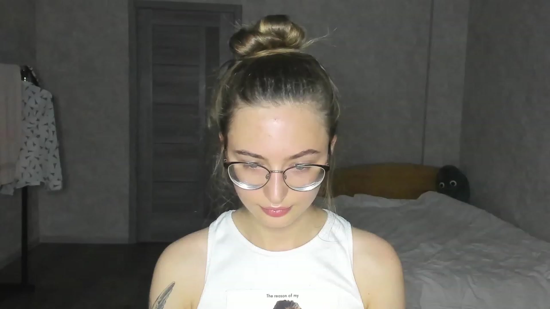 Gallery image thumbnail from Pale_Mara's myfreecams stream on, 06/16/2023, 20:32 image 17 of 20