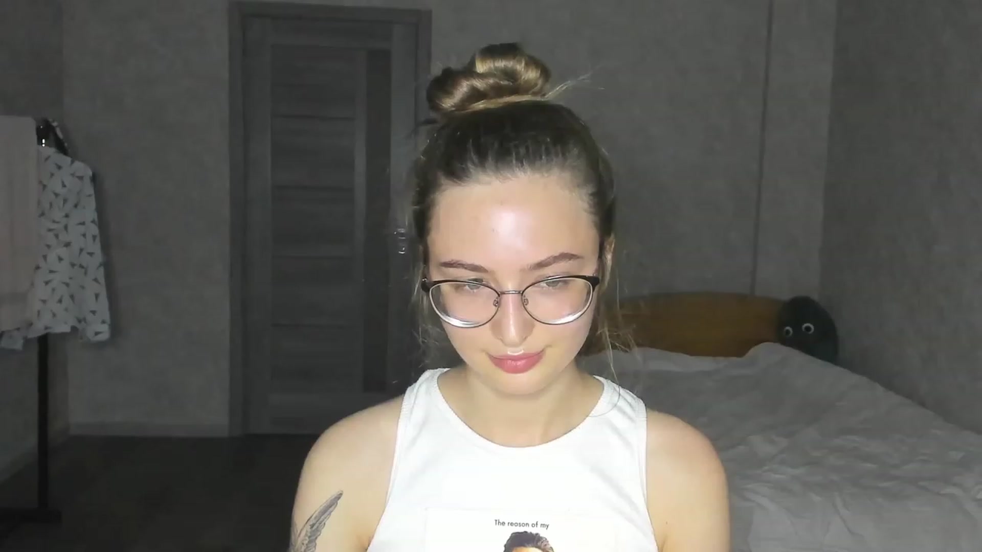 Gallery image thumbnail from Pale_Mara's myfreecams stream on, 06/16/2023, 20:32 image 5 of 20