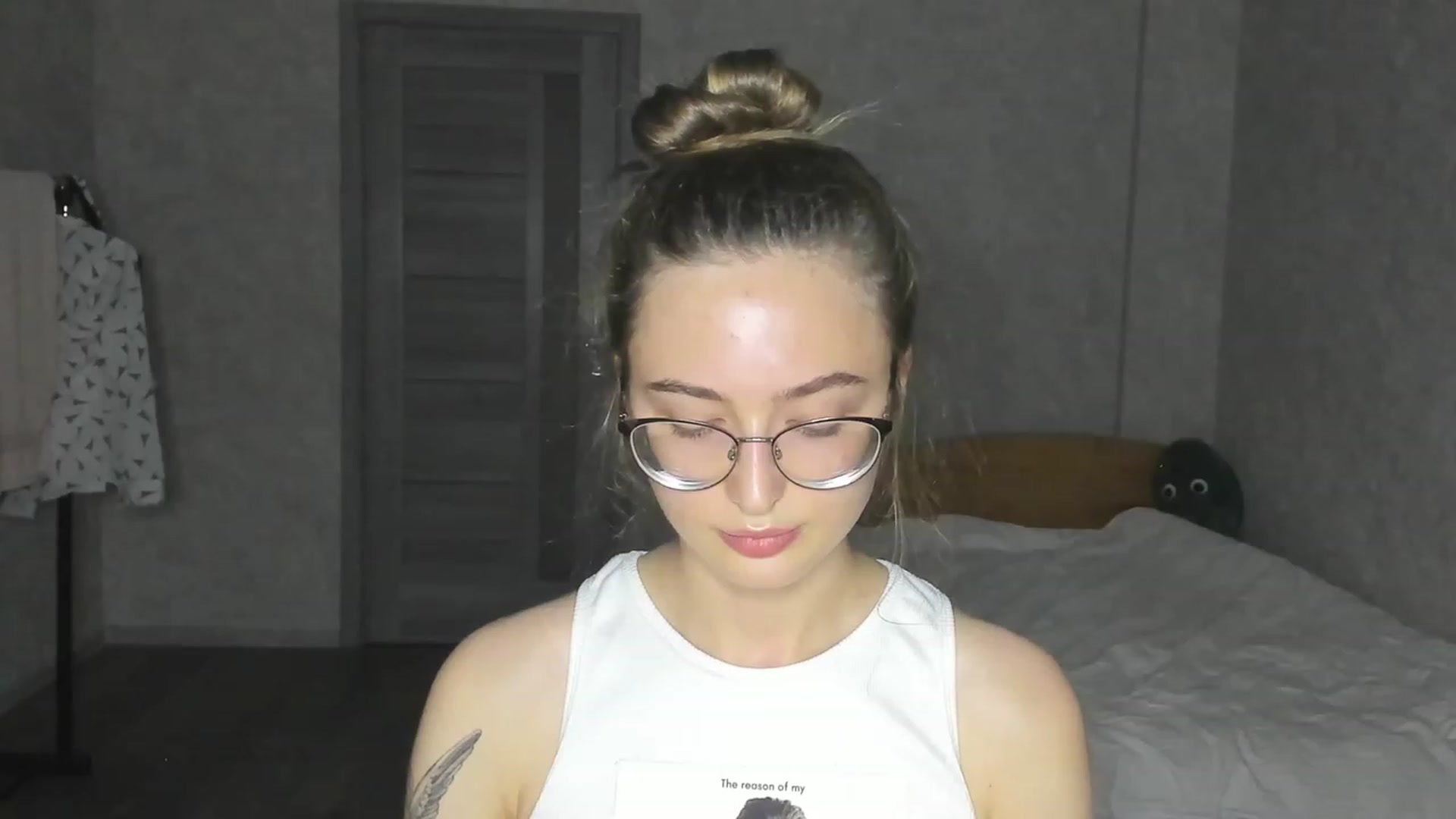 Gallery image thumbnail from Pale_Mara's myfreecams stream on, 06/16/2023, 20:32 image 12 of 20