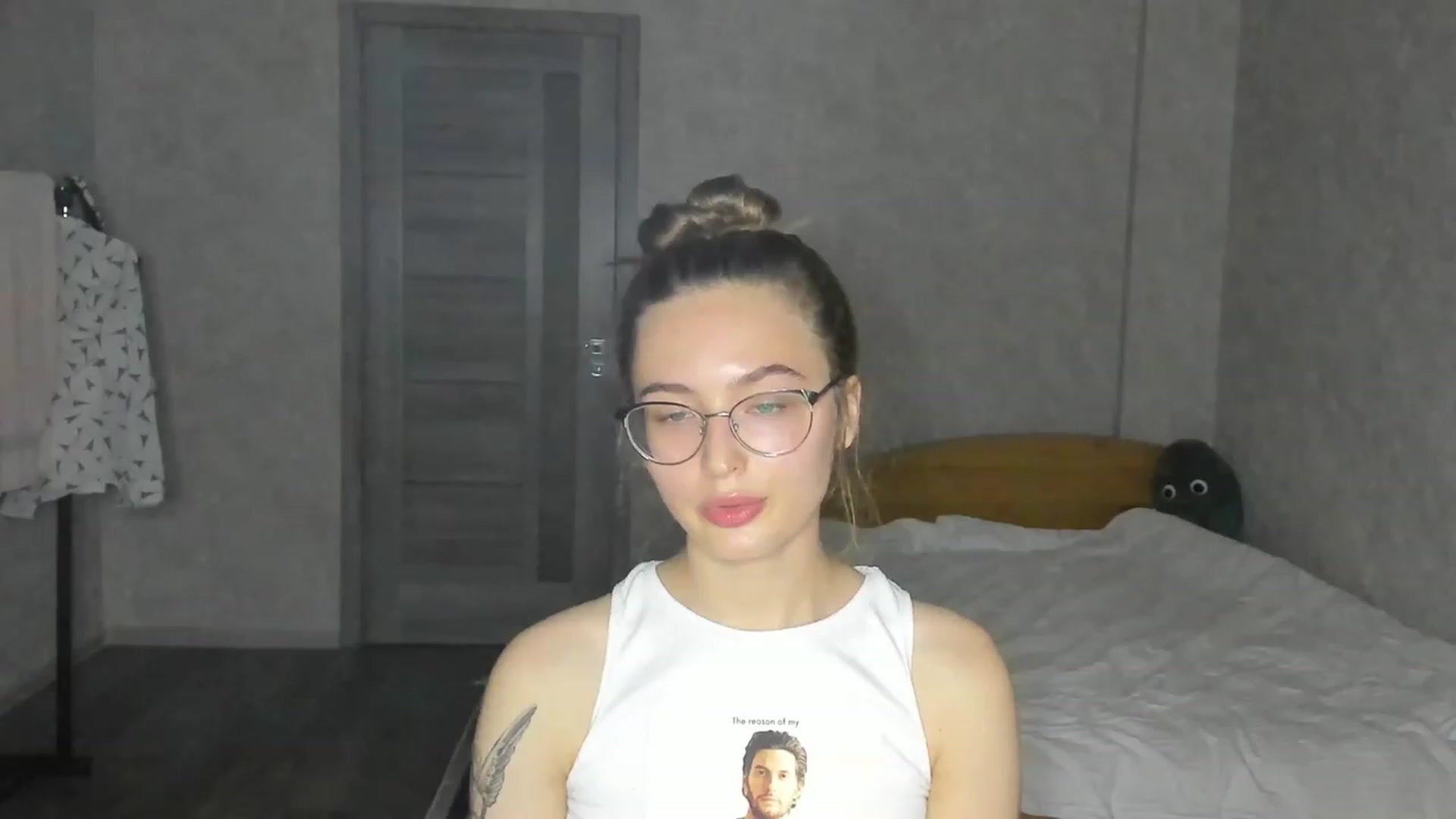 Gallery image thumbnail from Pale_Mara's myfreecams stream on, 06/16/2023, 20:32 image 7 of 20