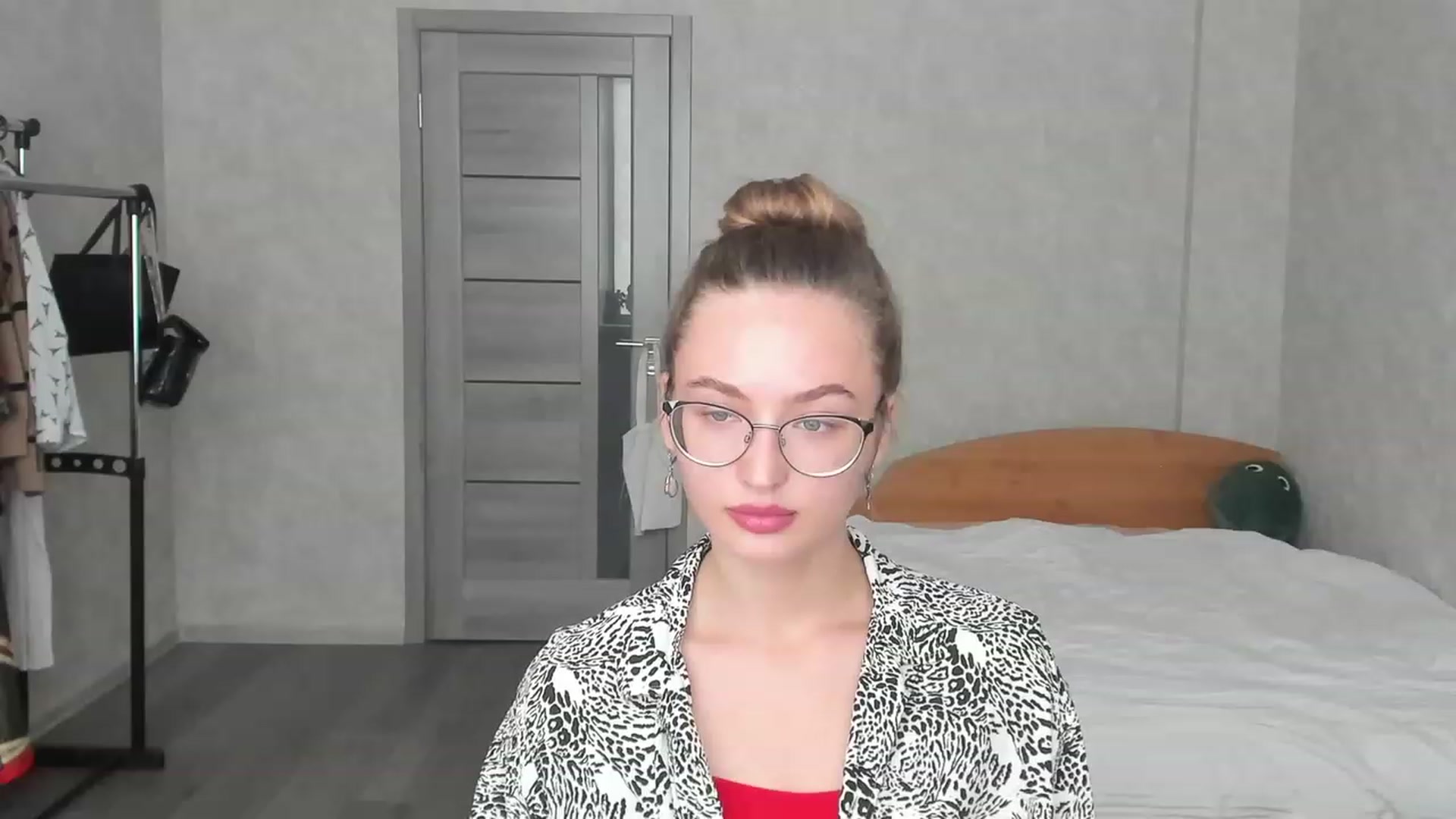 Gallery image thumbnail from Pale_Mara's myfreecams stream on, 06/21/2023, 14:24 image 8 of 20