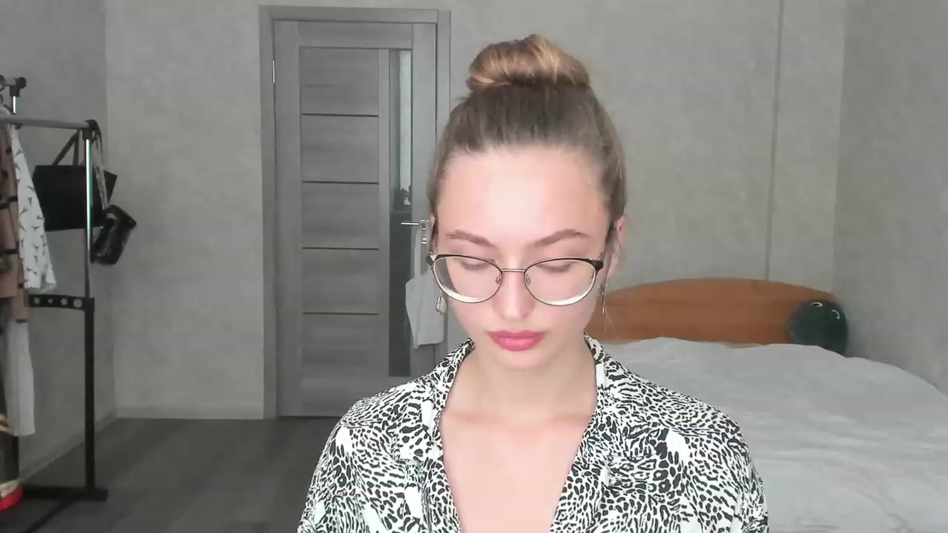 Gallery image thumbnail from Pale_Mara's myfreecams stream on, 06/21/2023, 14:24 image 14 of 20
